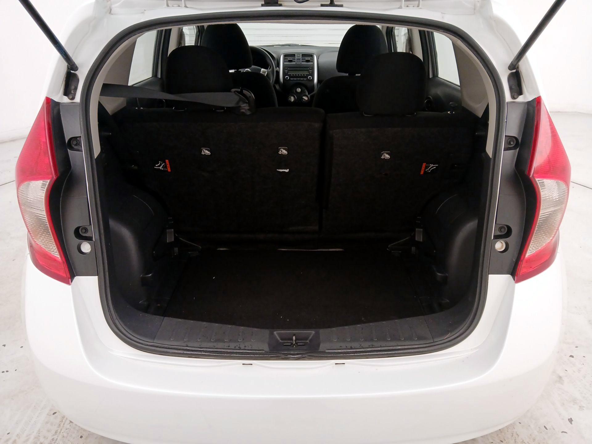 Thumbnail: 2014 Nissan Versa Note - 18