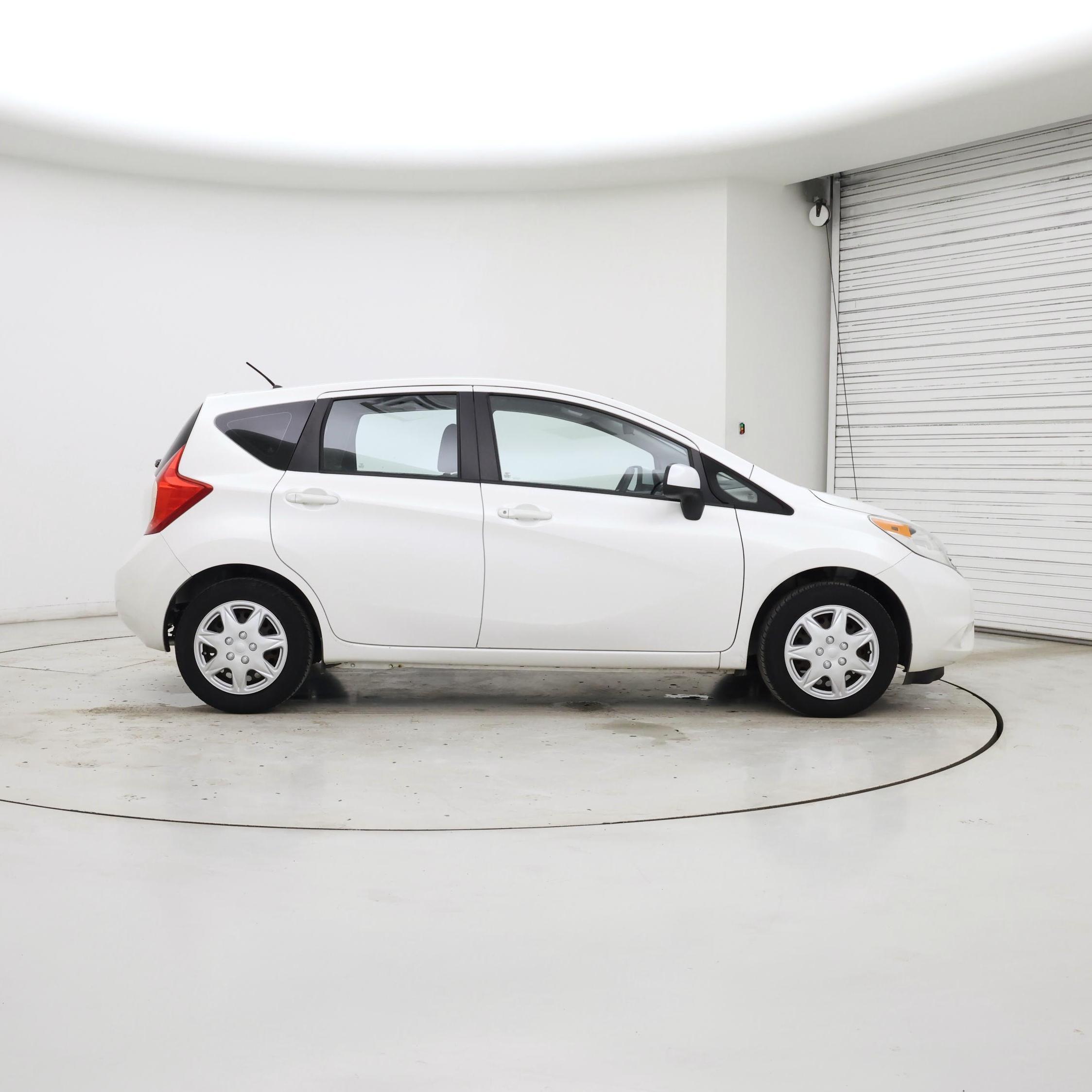 Thumbnail: 2014 Nissan Versa Note - 7