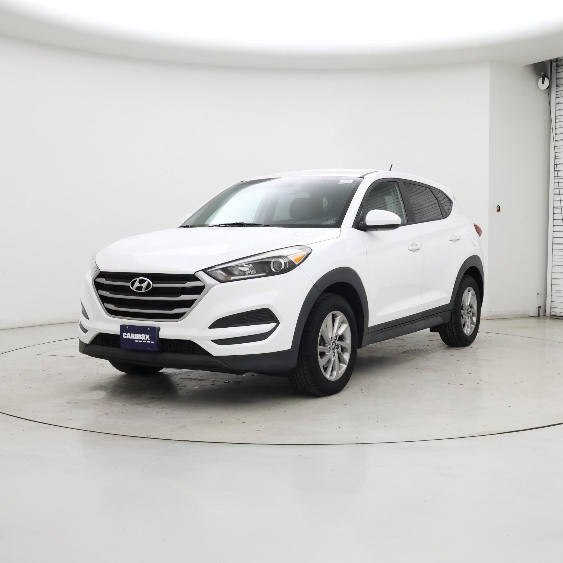 Thumbnail: 2017 Hyundai Tucson - 4