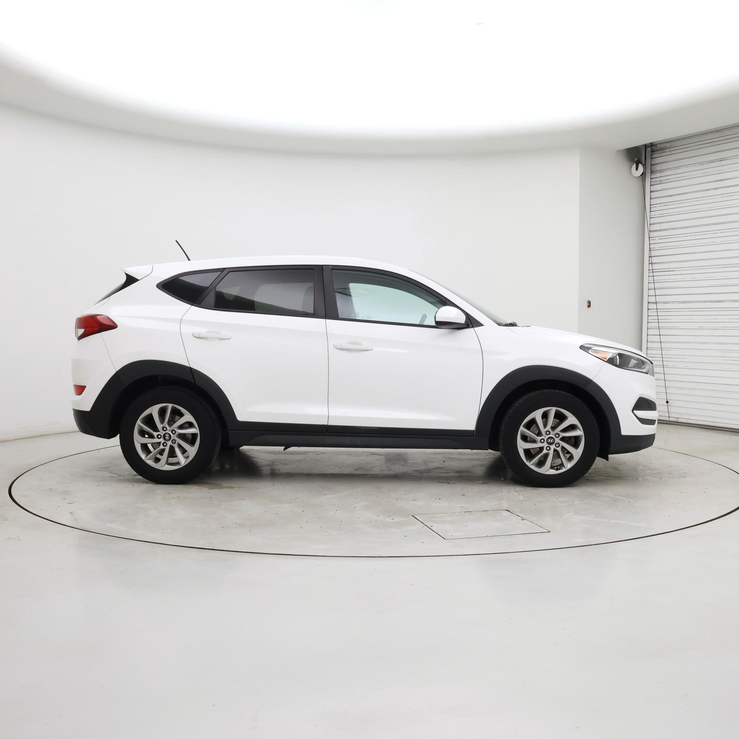 Thumbnail: 2017 Hyundai Tucson - 7