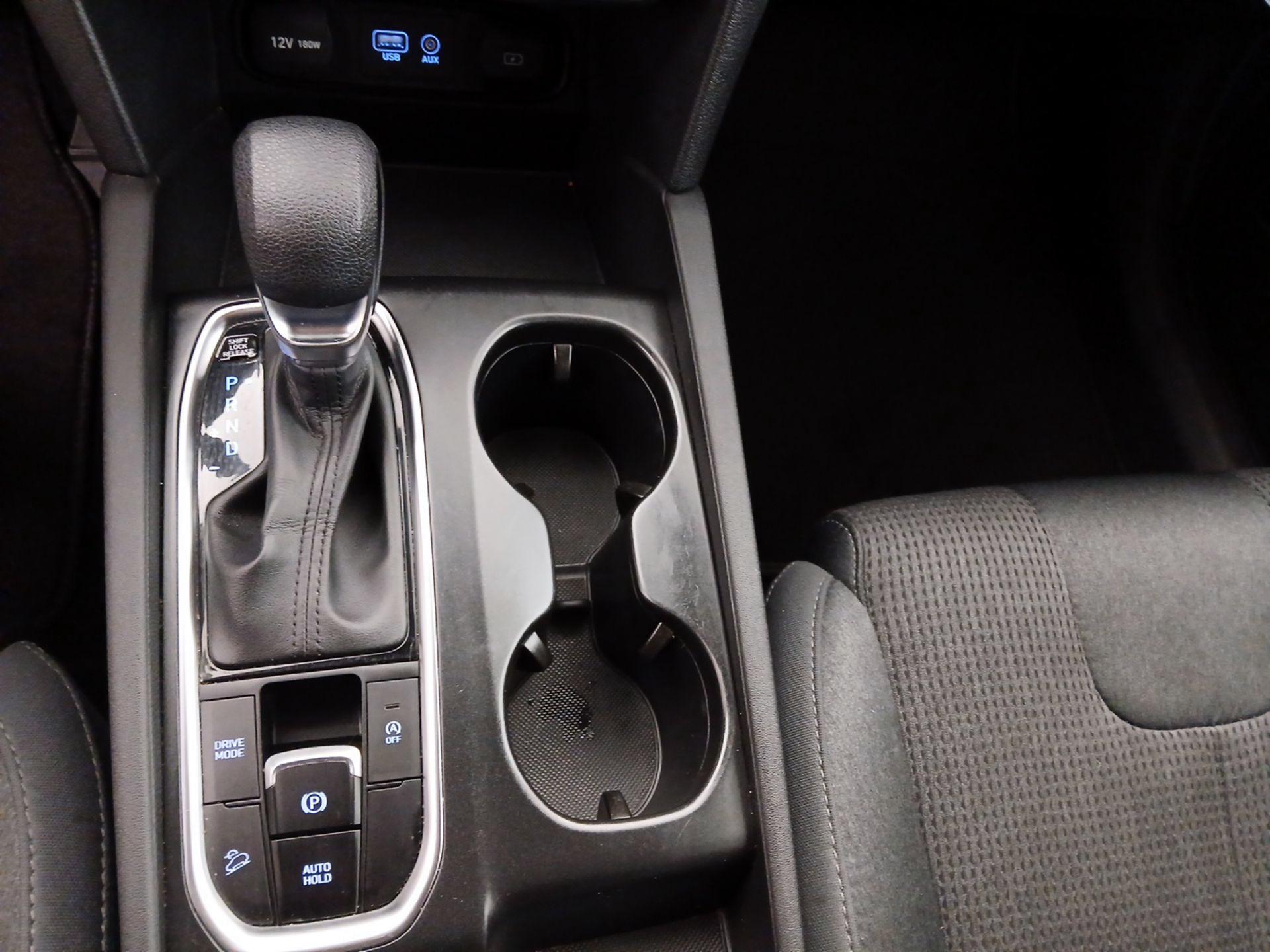 Thumbnail: 2020 Hyundai Santa Fe - 17