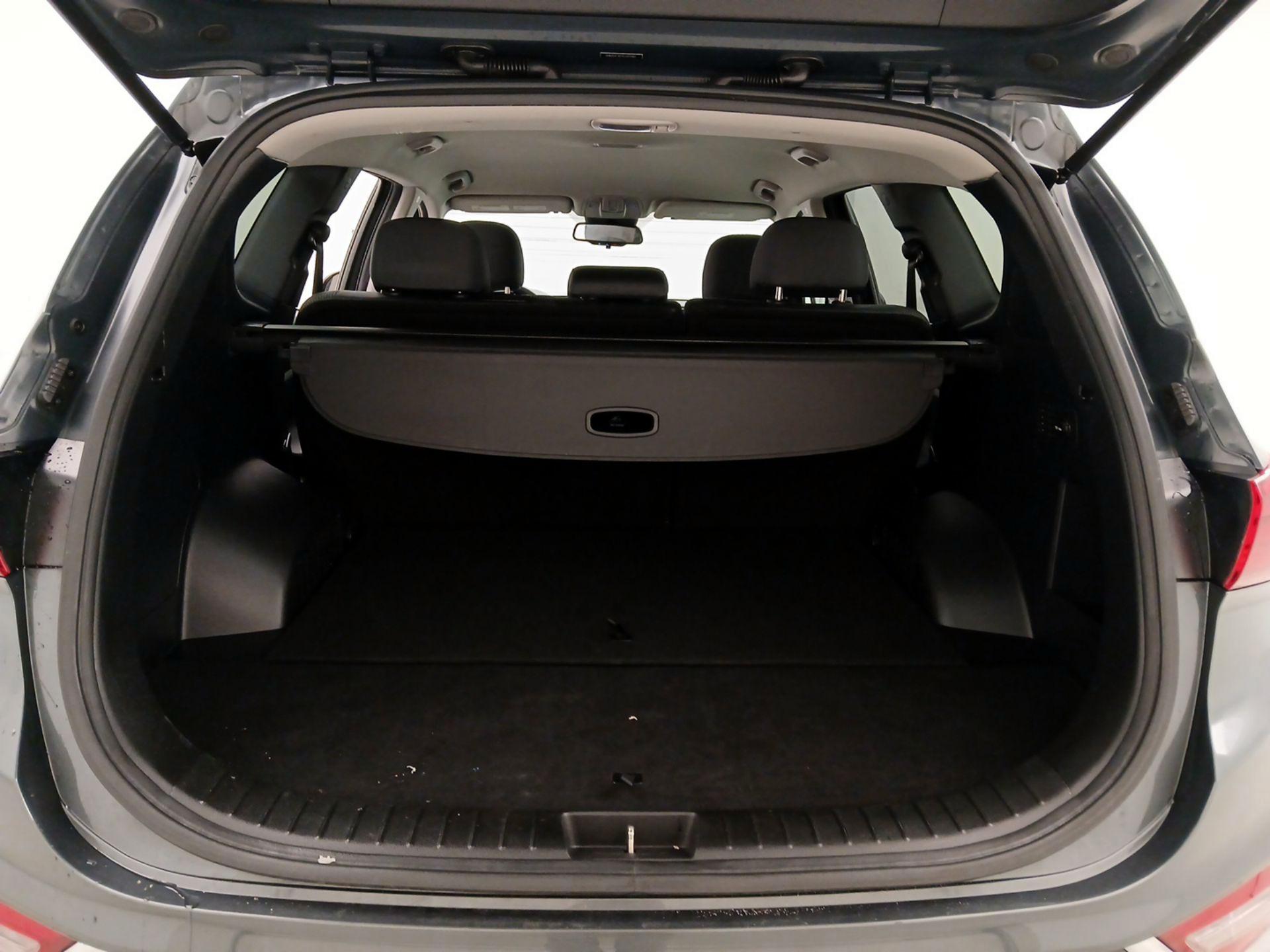 Thumbnail: 2020 Hyundai Santa Fe - 20