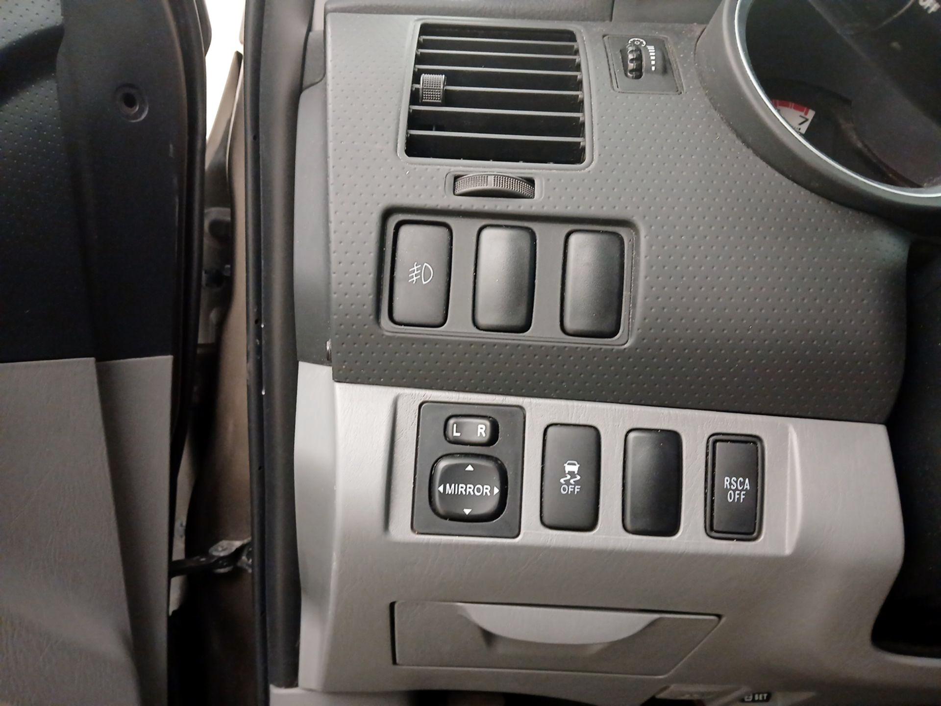 Thumbnail: 2014 Toyota Tacoma - 13