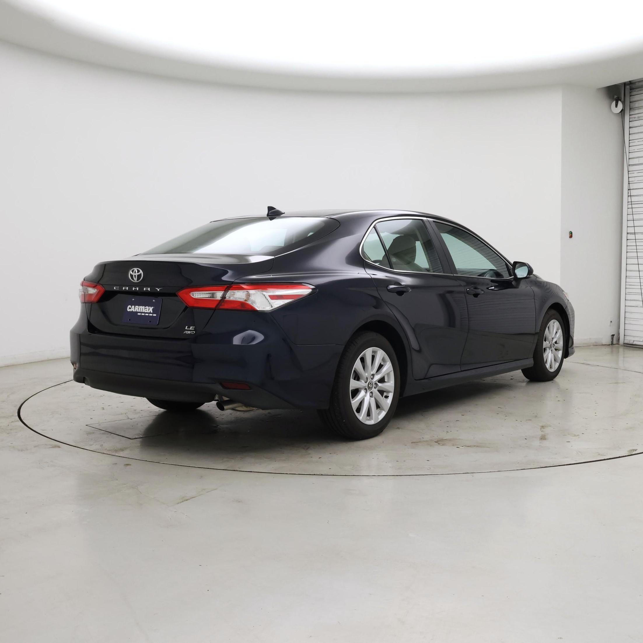 Thumbnail: 2020 Toyota Camry - 8