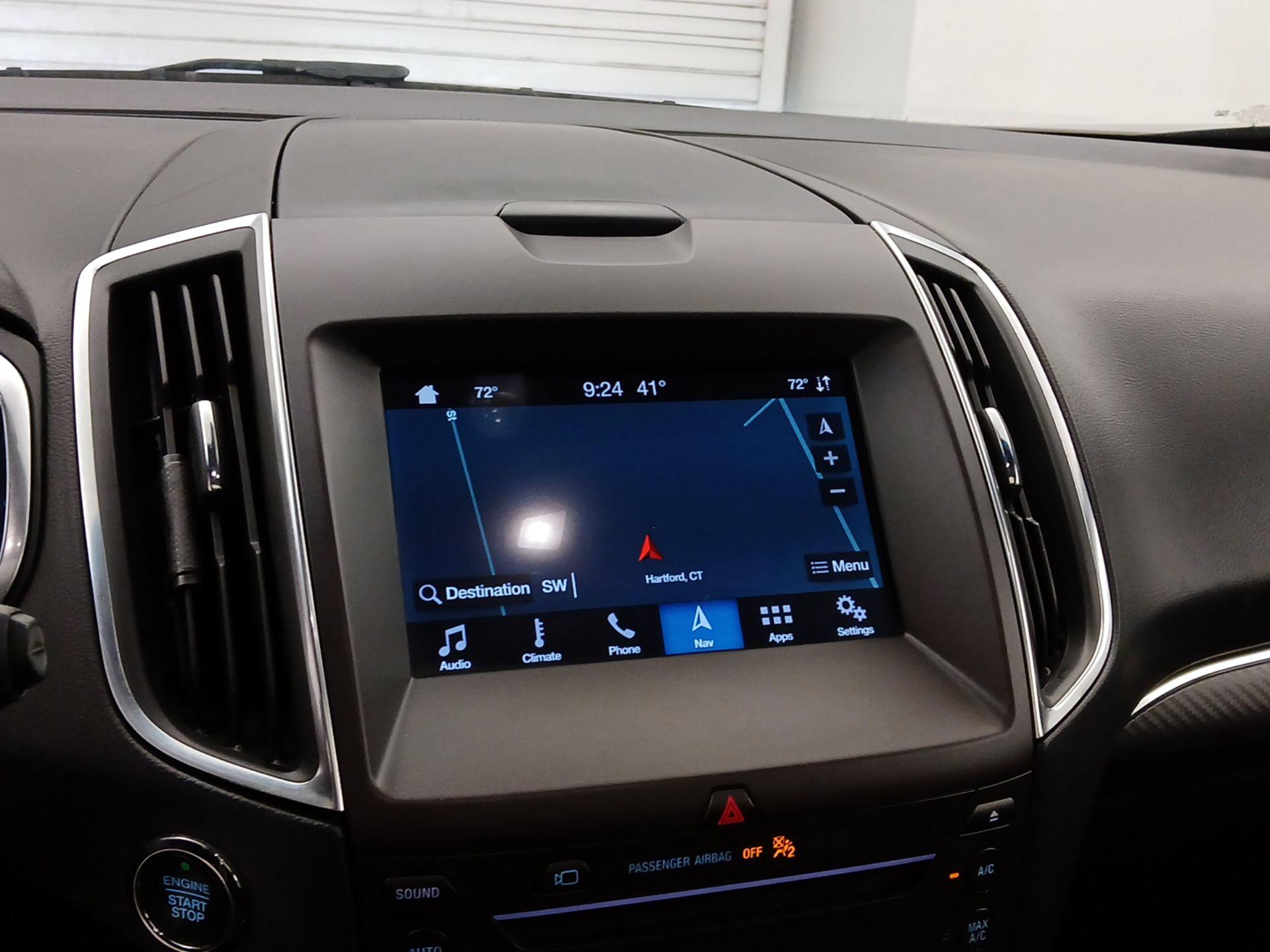 Thumbnail: 2019 Ford Edge - 14