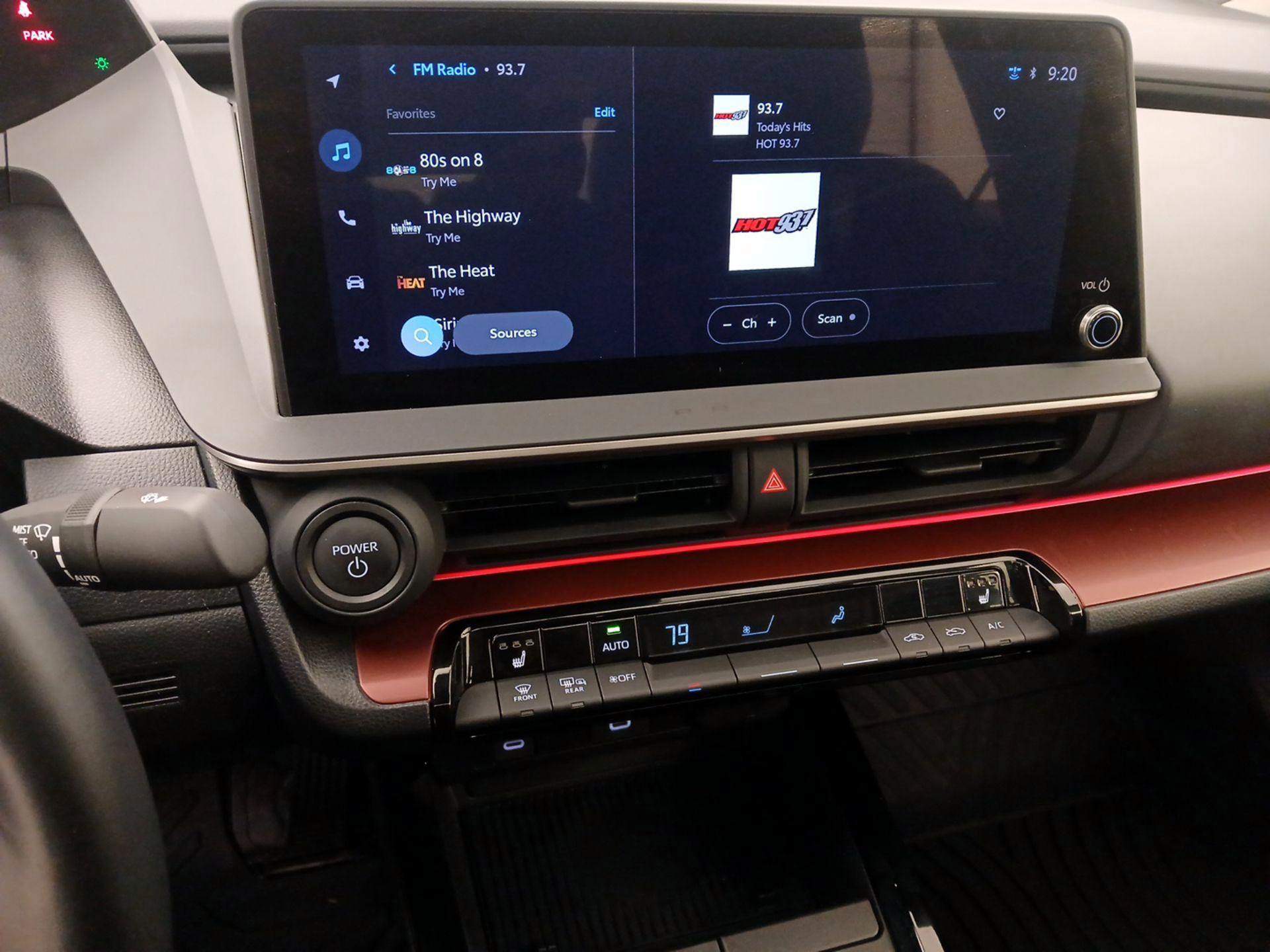 Thumbnail: 2024 Toyota Prius Prime - 16