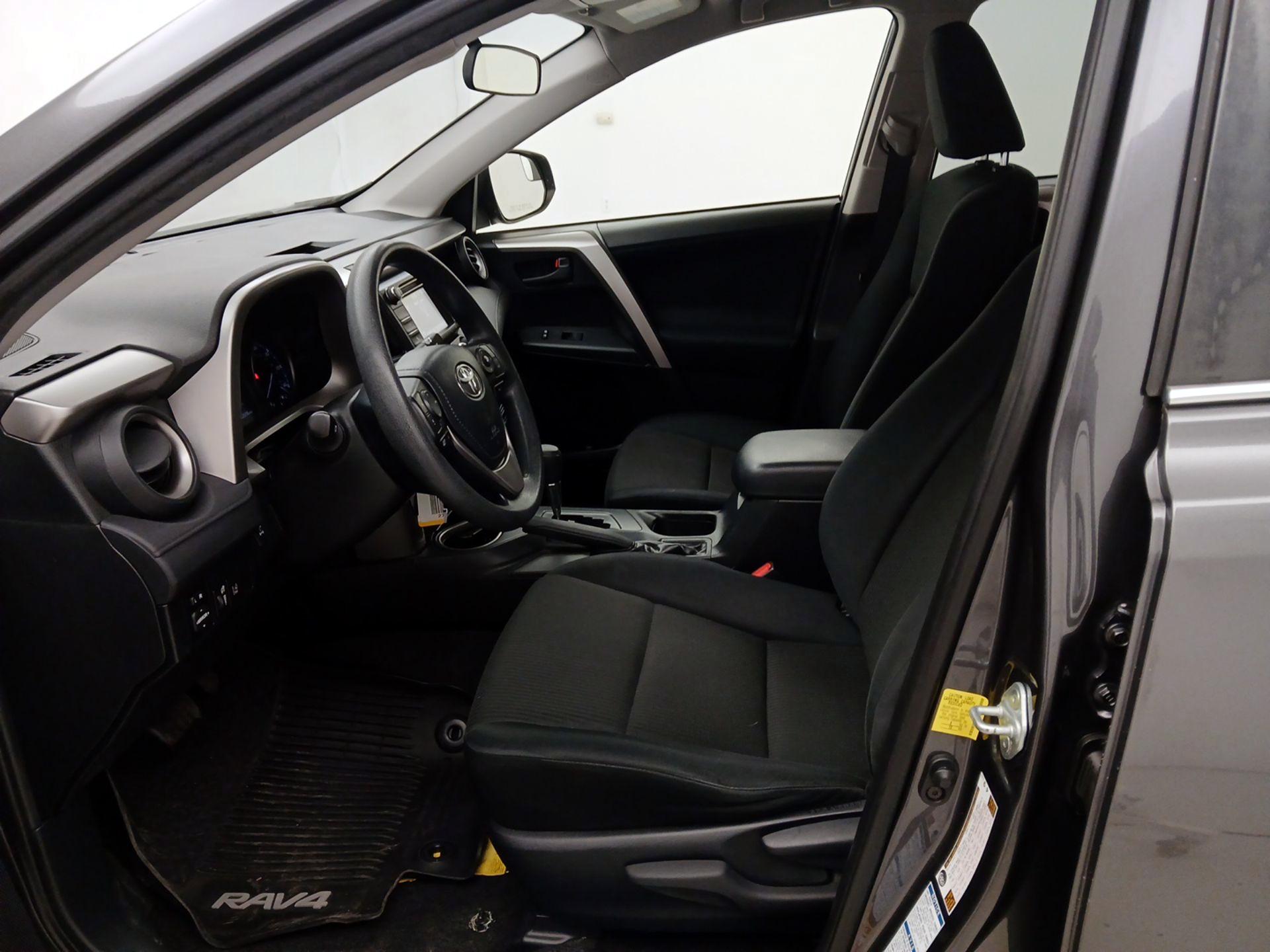 Thumbnail: 2017 Toyota RAV4 - 11