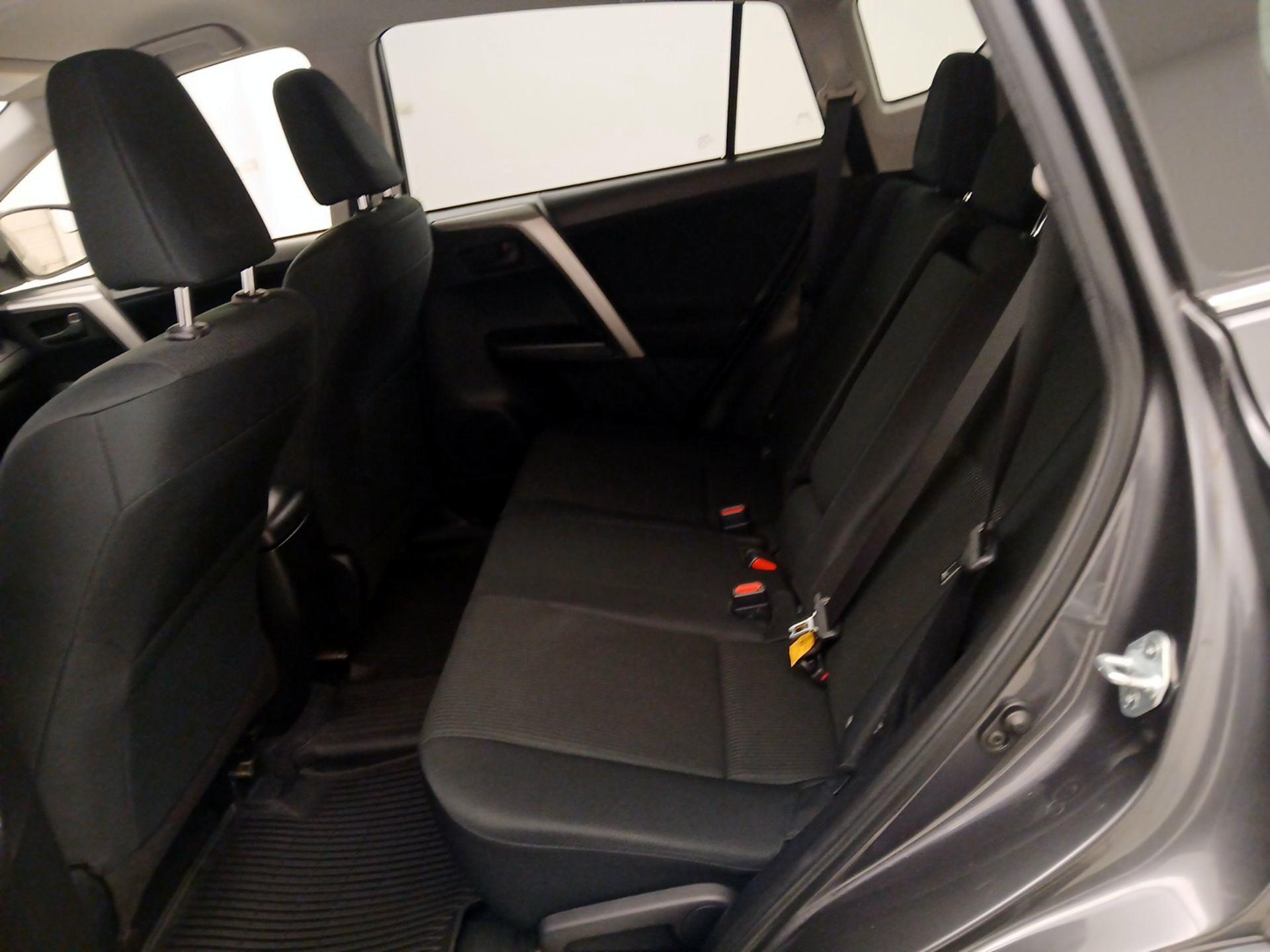 Thumbnail: 2017 Toyota RAV4 - 19