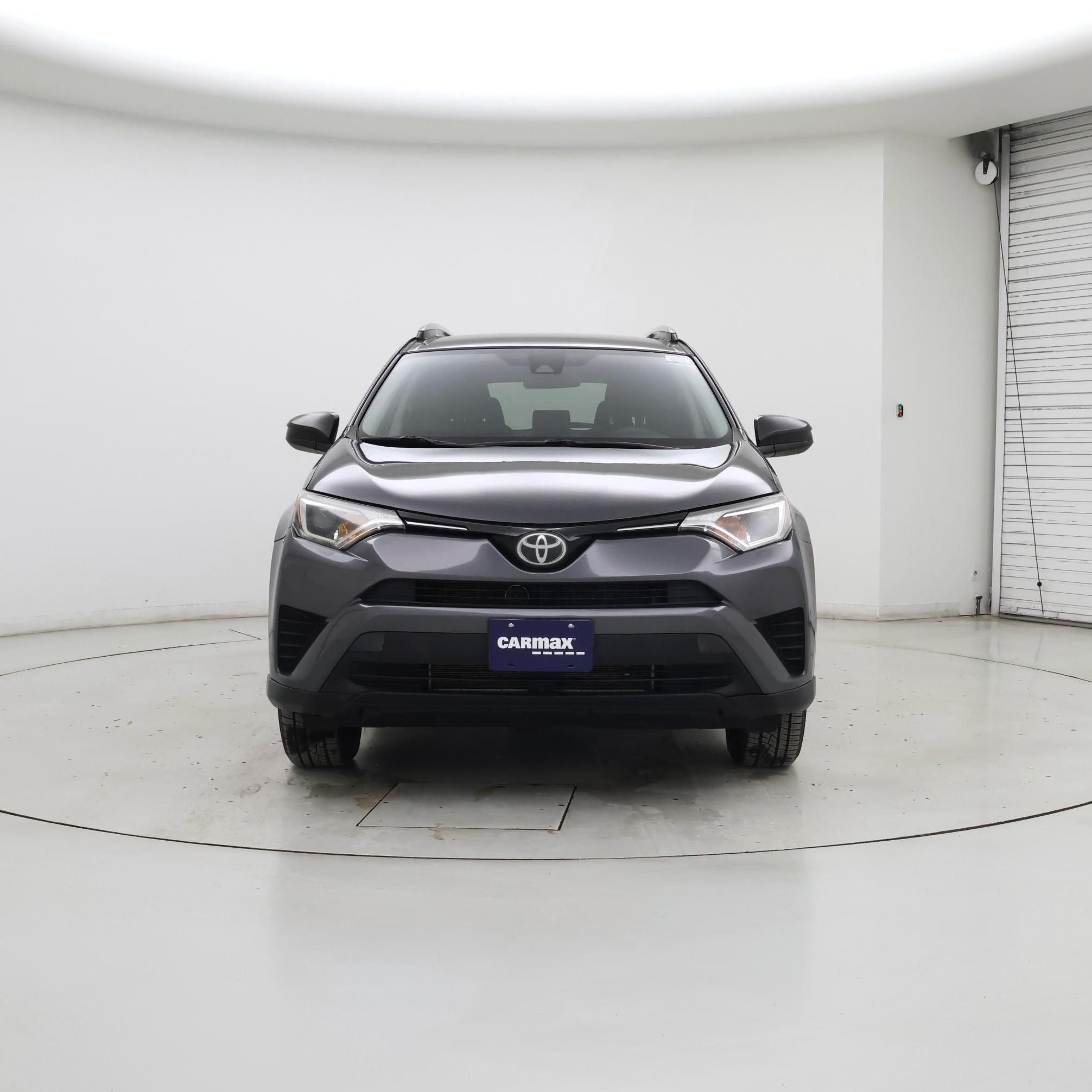 Thumbnail: 2017 Toyota RAV4 - 5