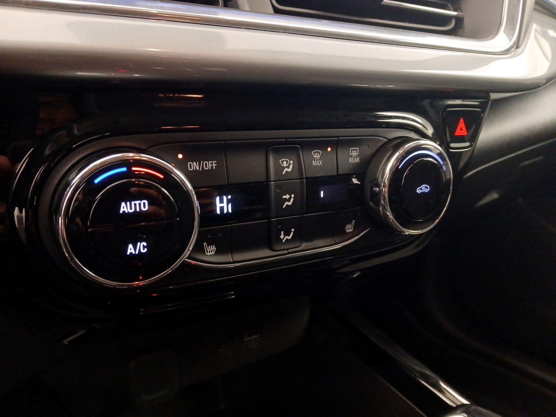 Thumbnail: 2024 Chevrolet Trax - 16