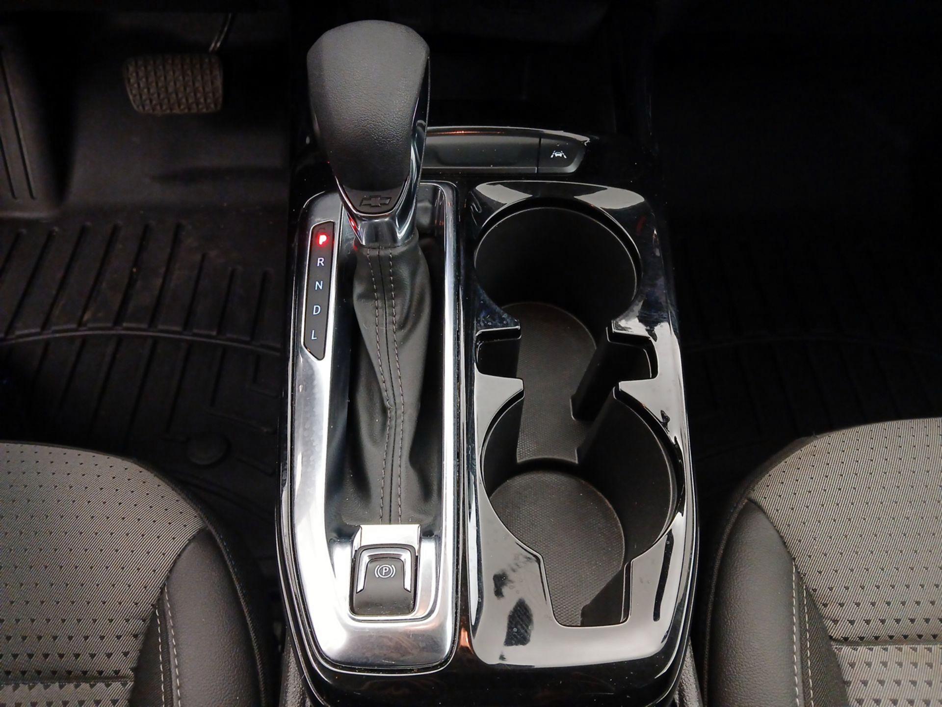 Thumbnail: 2024 Chevrolet Trax - 17