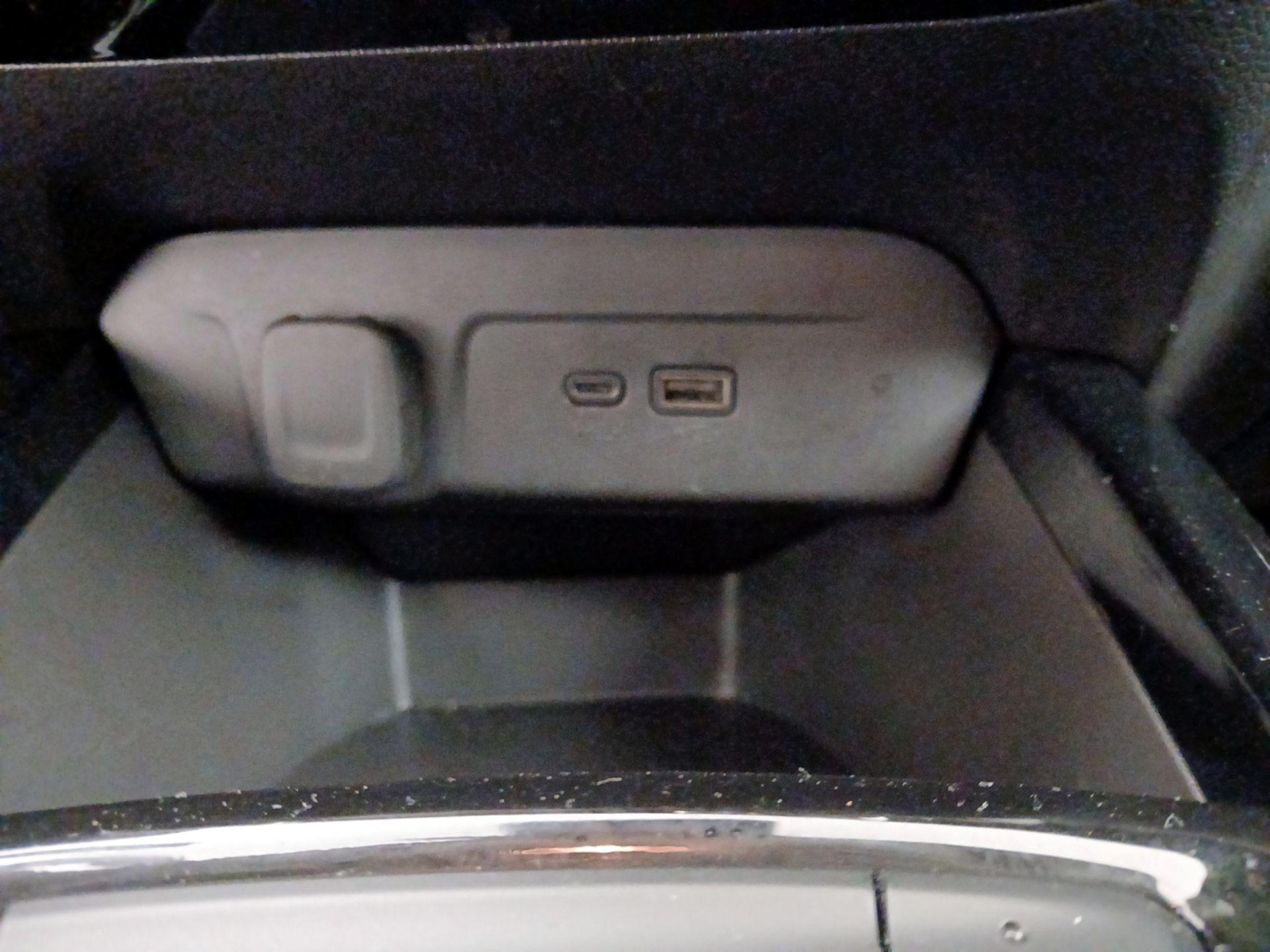 Thumbnail: 2024 Chevrolet Trax - 18