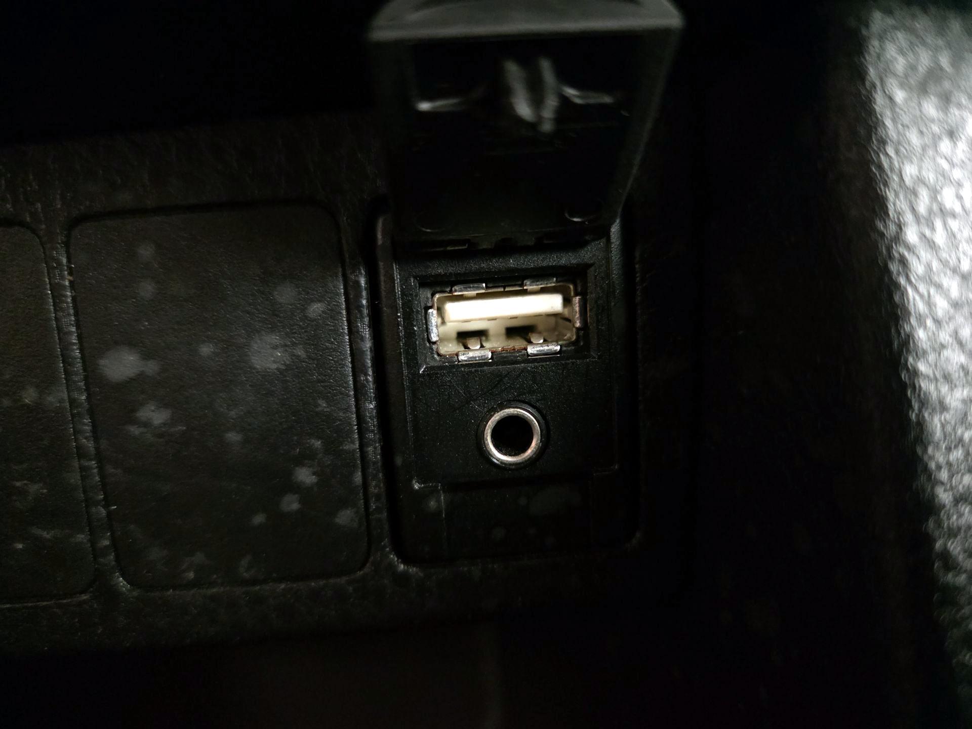 Thumbnail: 2016 Toyota Corolla - 18