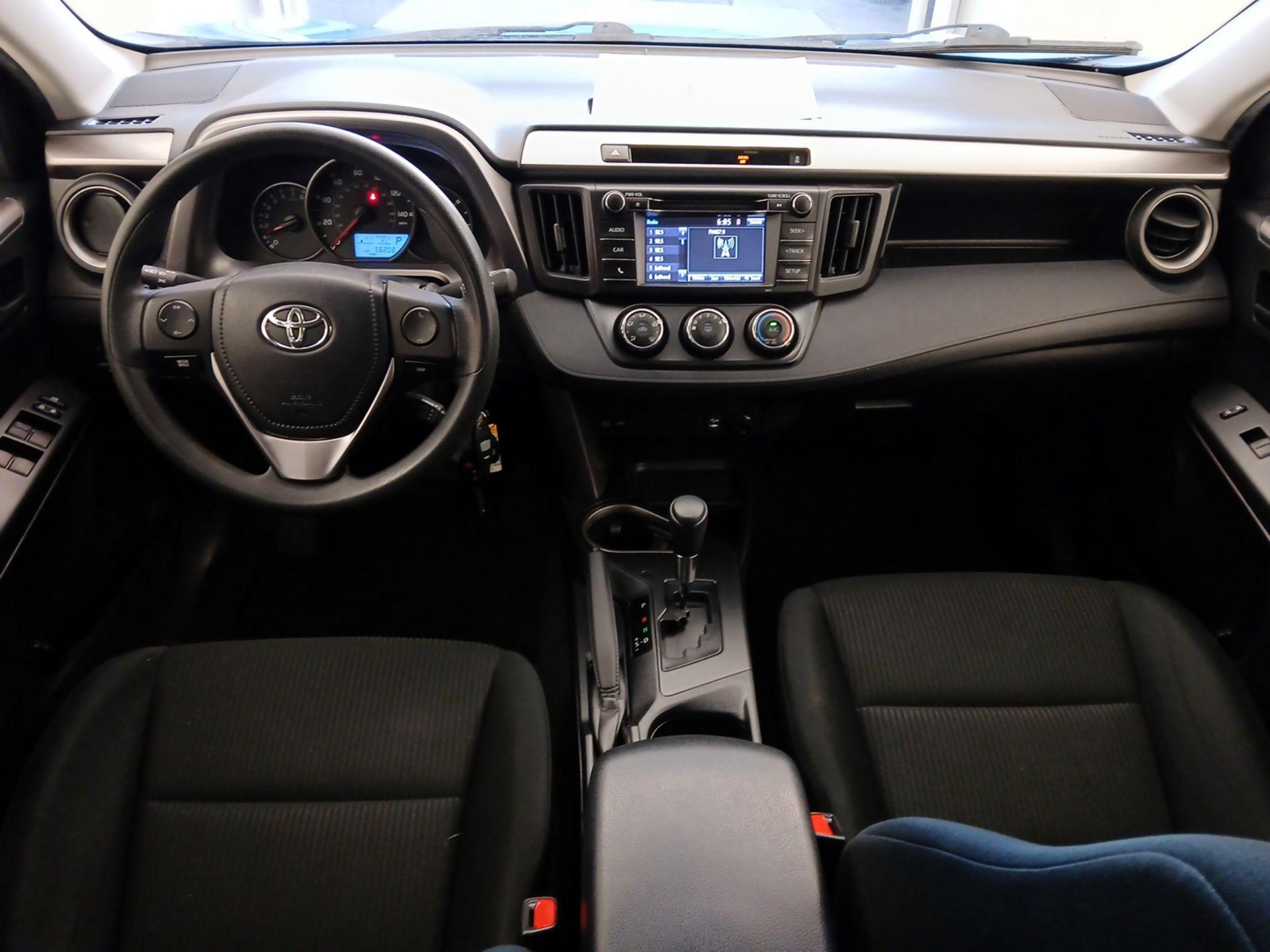 Thumbnail: 2016 Toyota RAV4 - 9