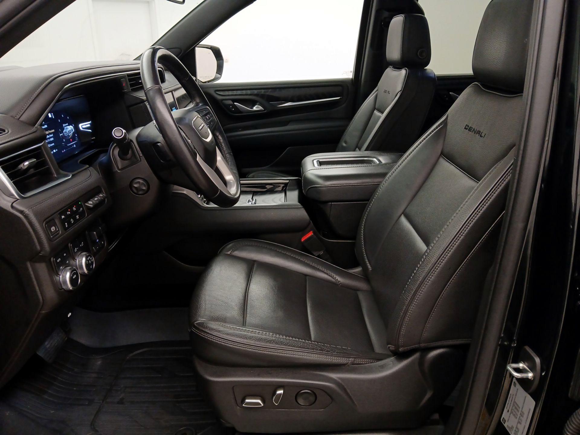 Thumbnail: 2022 GMC Yukon XL - 11