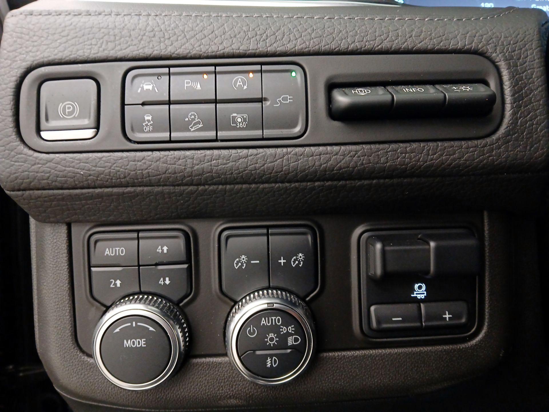 Thumbnail: 2022 GMC Yukon XL - 13