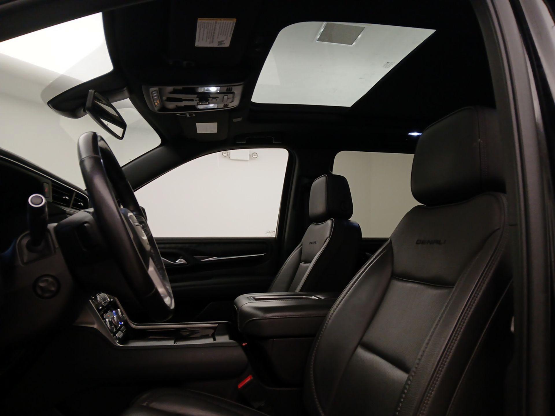 Thumbnail: 2022 GMC Yukon XL - 19