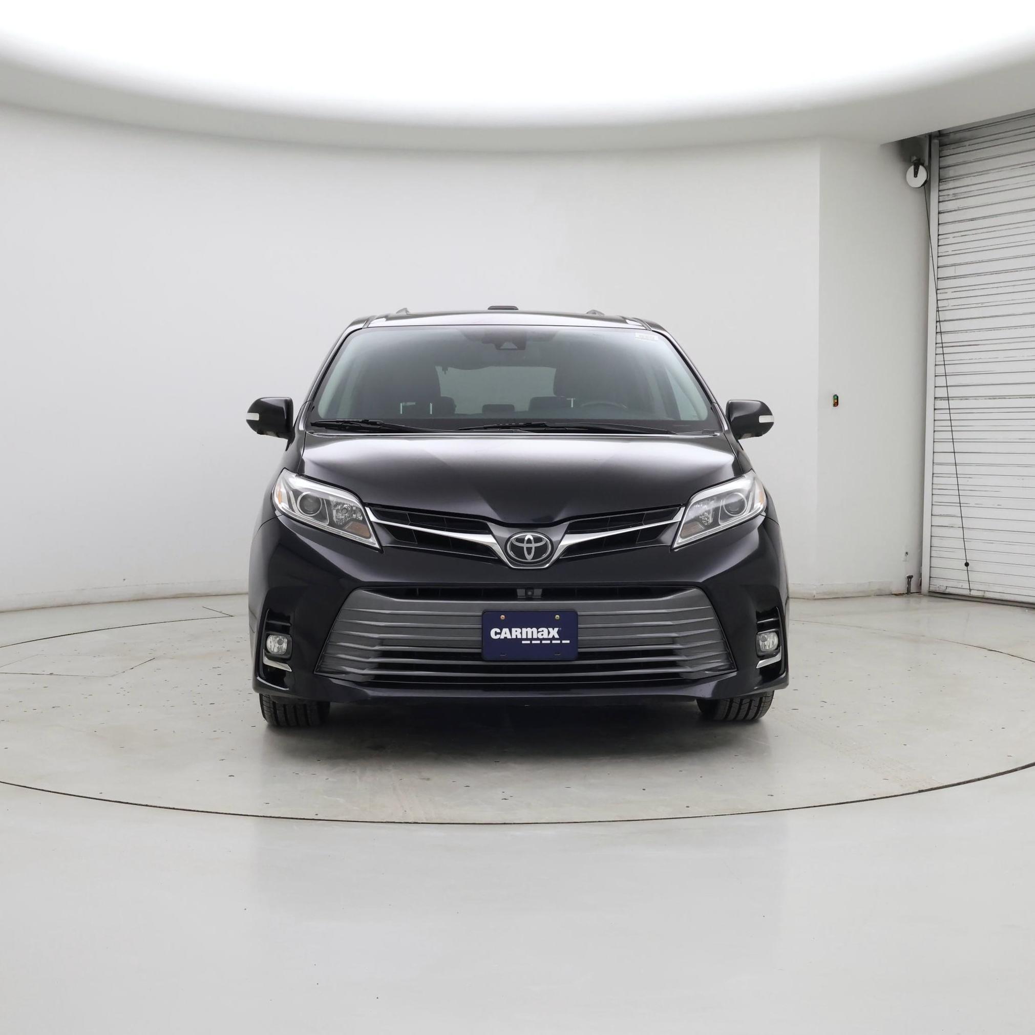 Thumbnail: 2018 Toyota Sienna - 5