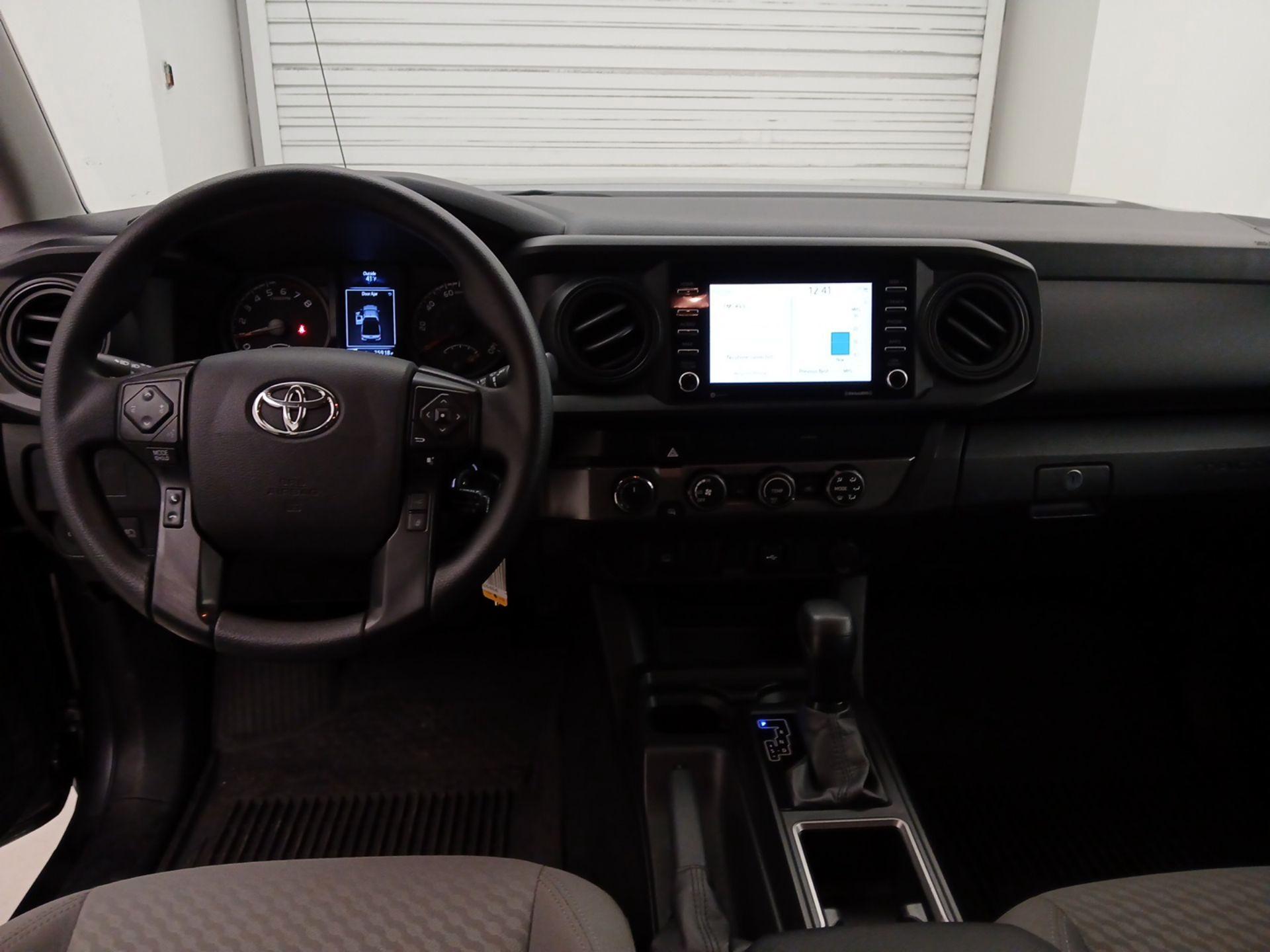 Thumbnail: 2022 Toyota Tacoma - 9