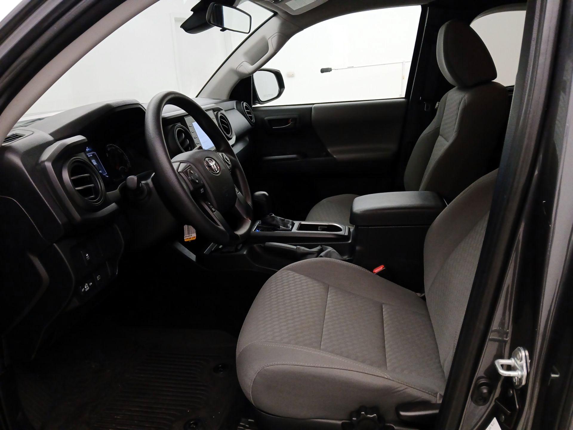 Thumbnail: 2022 Toyota Tacoma - 11