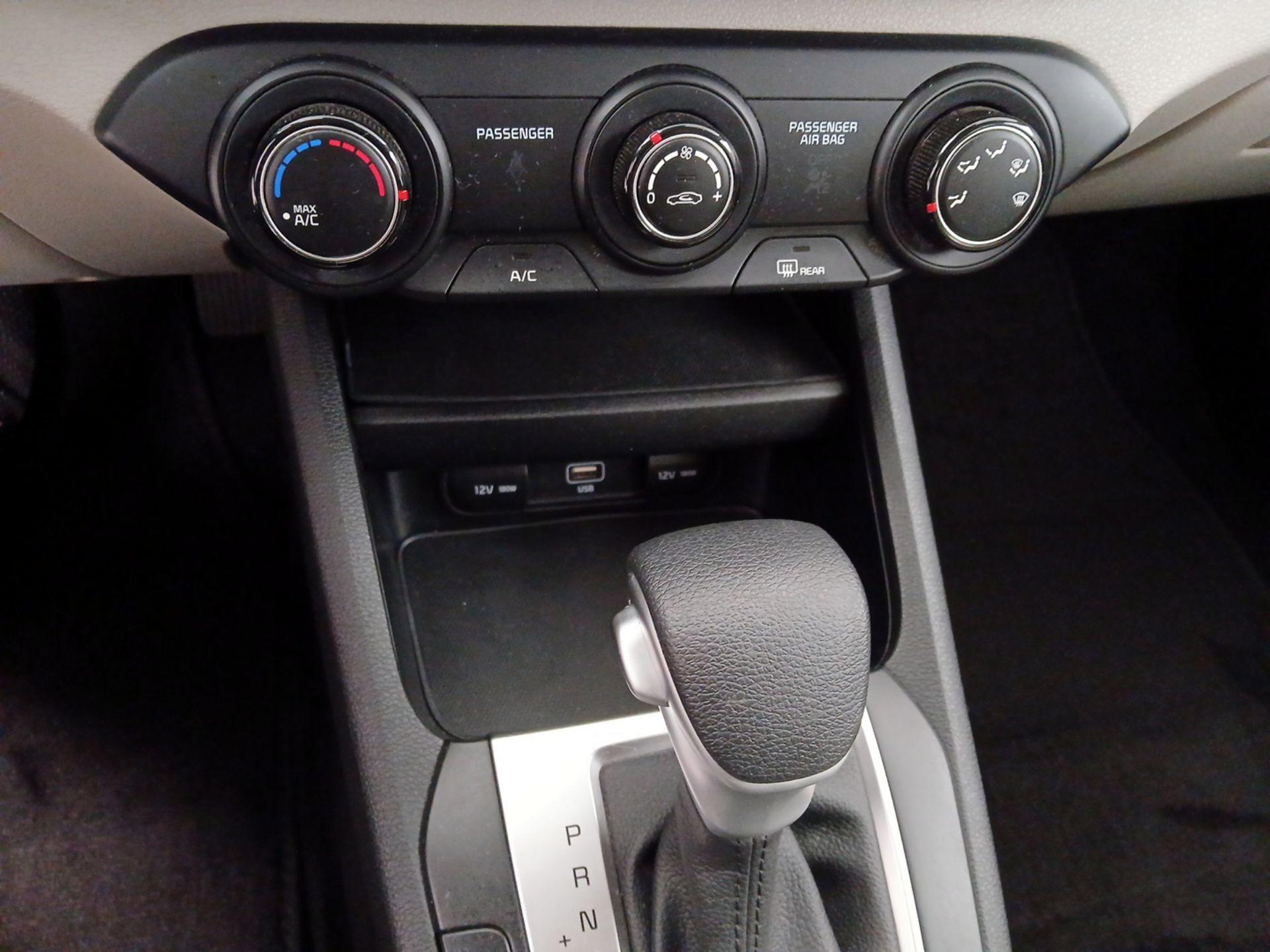 Thumbnail: 2023 Kia Forte - 16