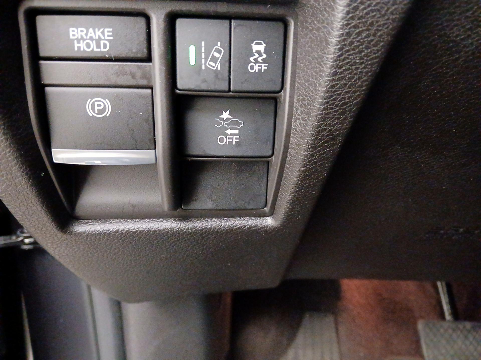 Thumbnail: 2018 Acura MDX - 13