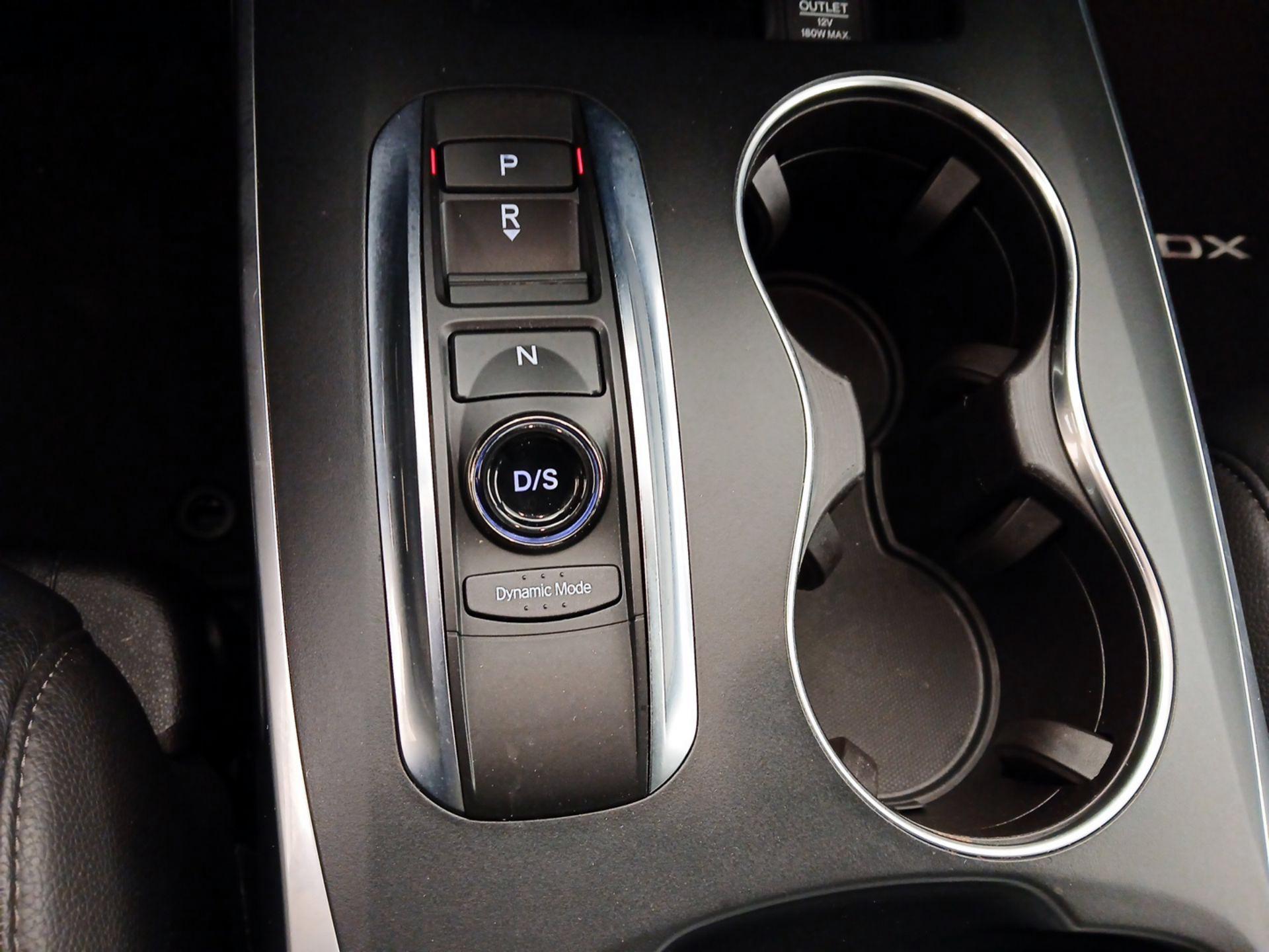 Thumbnail: 2018 Acura MDX - 17