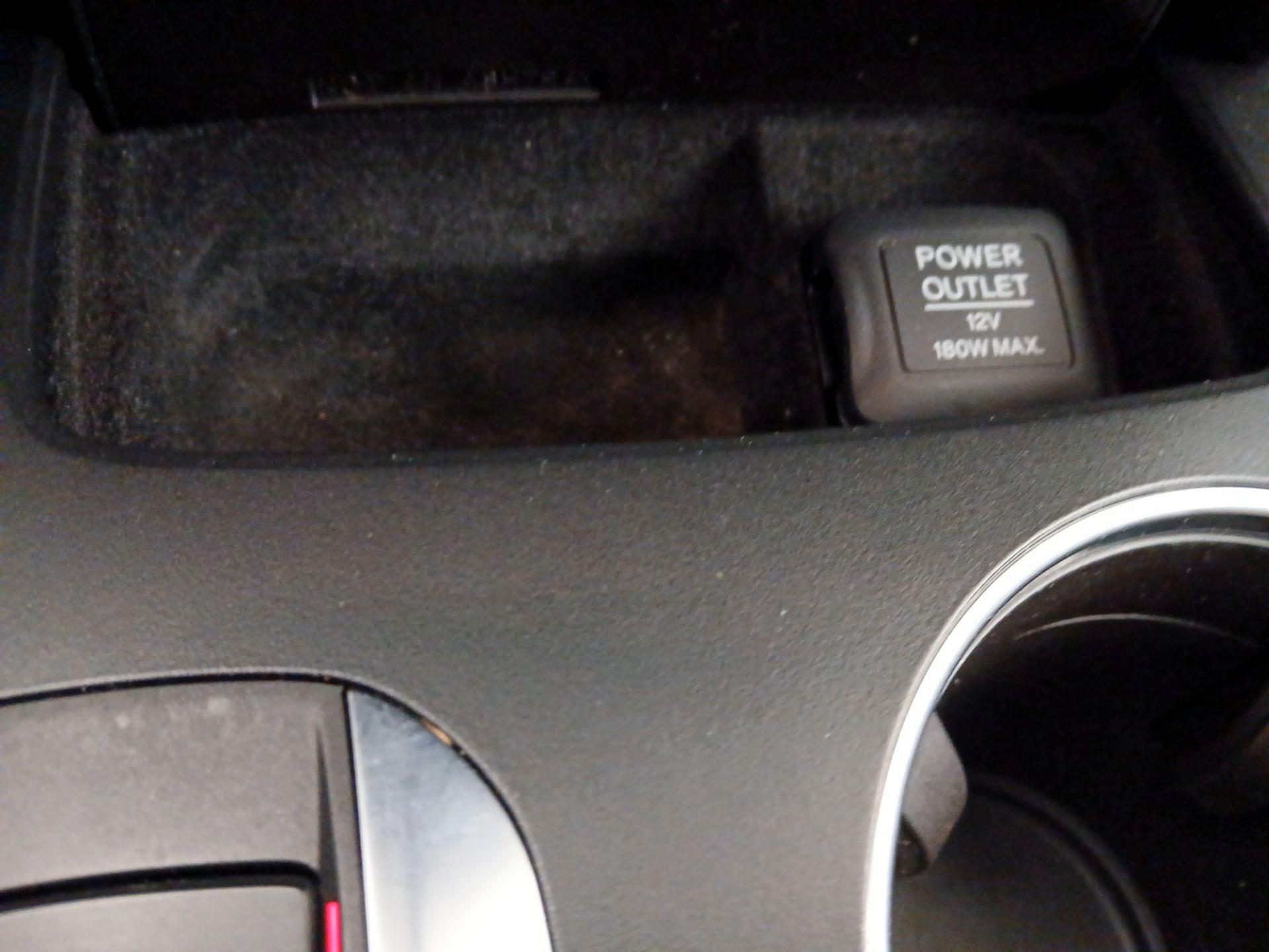 Thumbnail: 2018 Acura MDX - 18