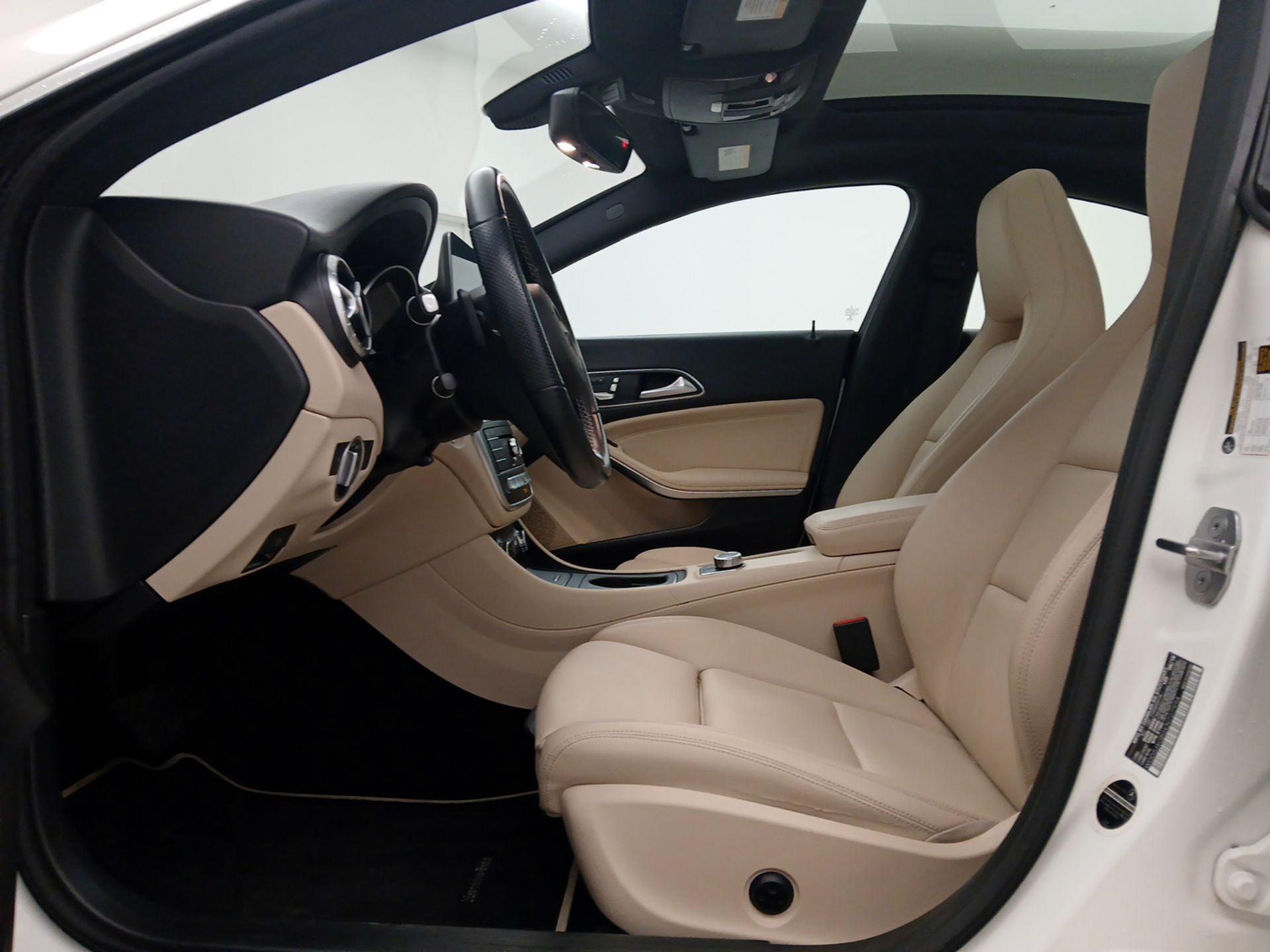 Thumbnail: 2019 Mercedes-Benz CLA - 11