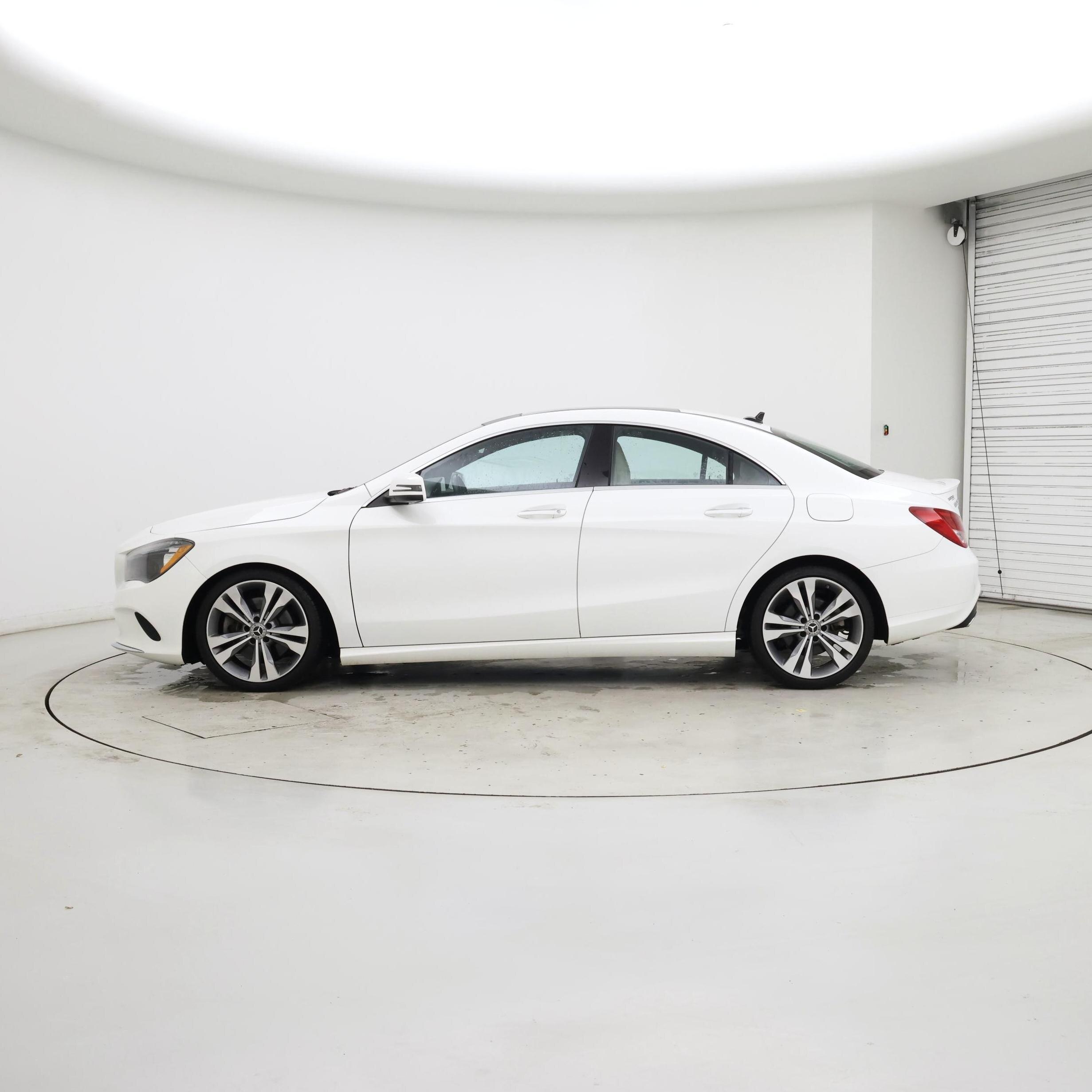 Thumbnail: 2019 Mercedes-Benz CLA - 3