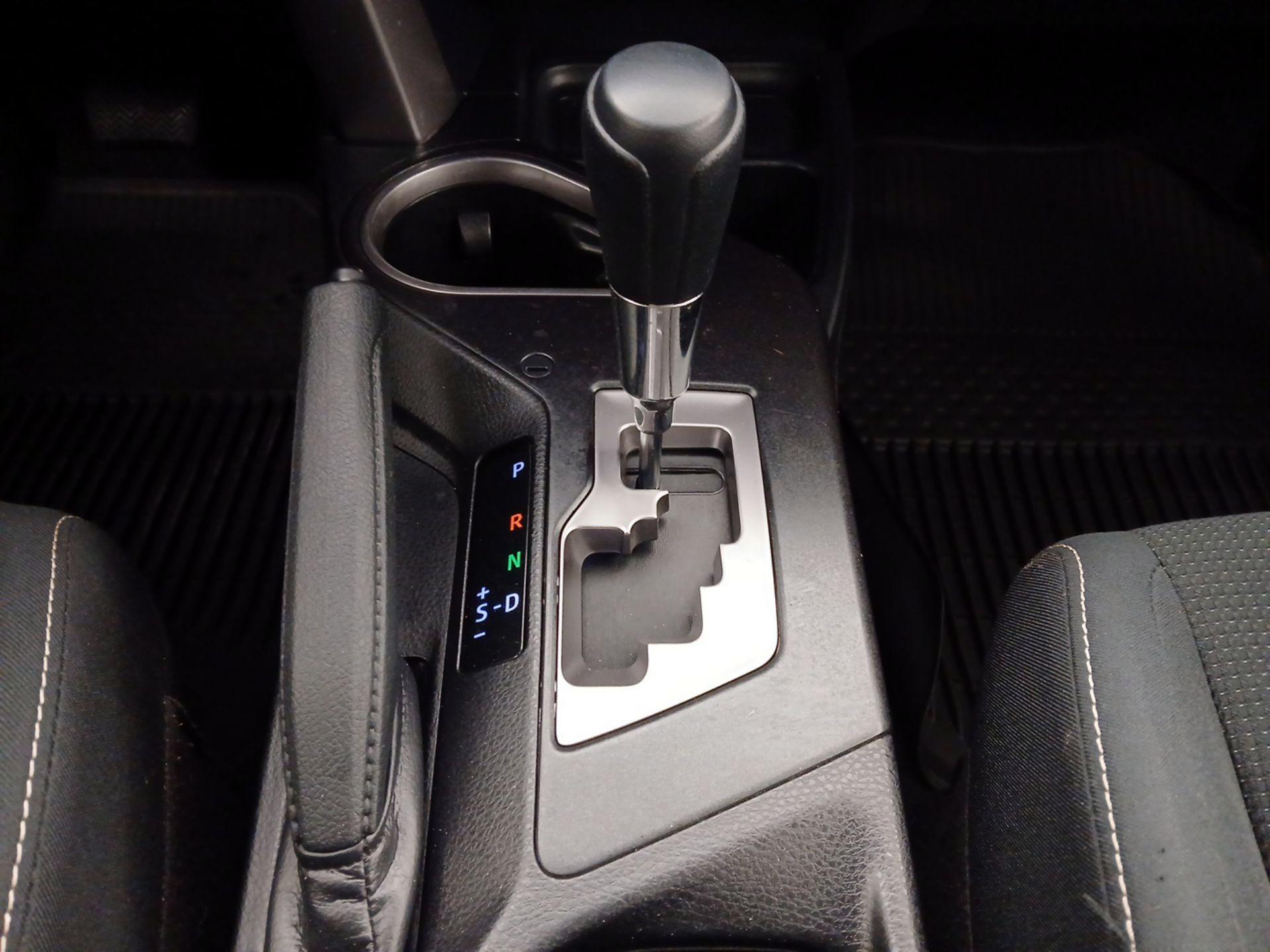 Thumbnail: 2017 Toyota RAV4 - 17