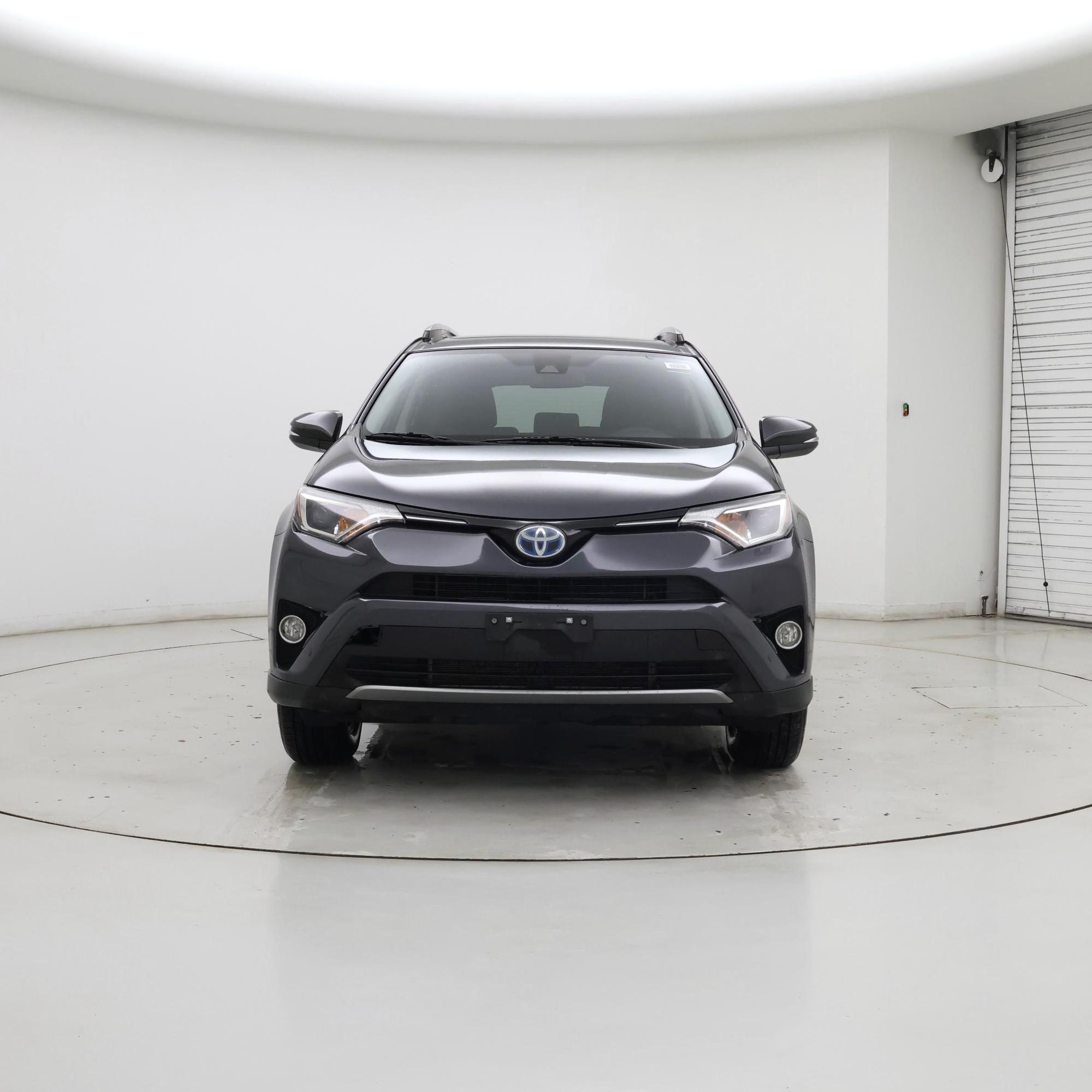 Thumbnail: 2017 Toyota RAV4 - 5