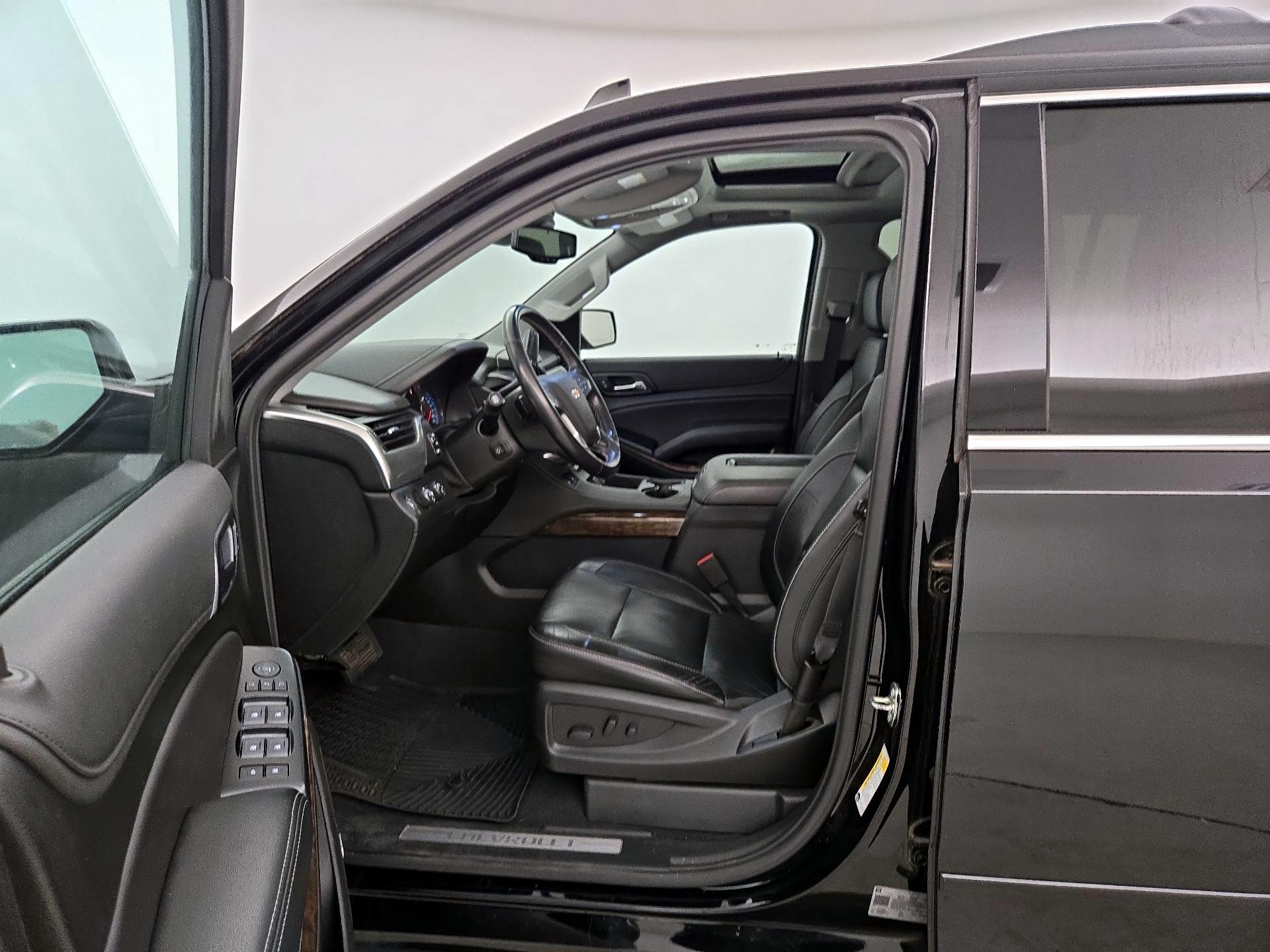 Thumbnail: 2020 Chevrolet Suburban - 11