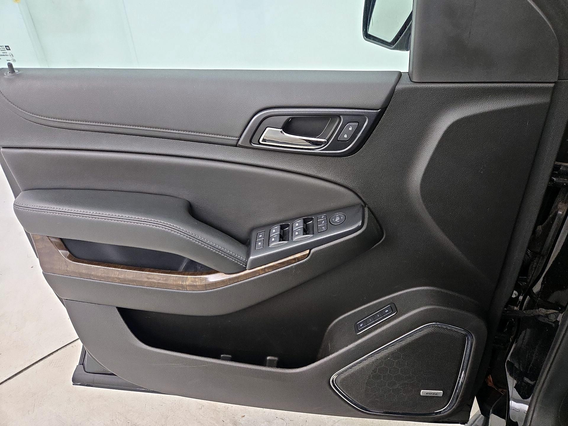 Thumbnail: 2020 Chevrolet Suburban - 12