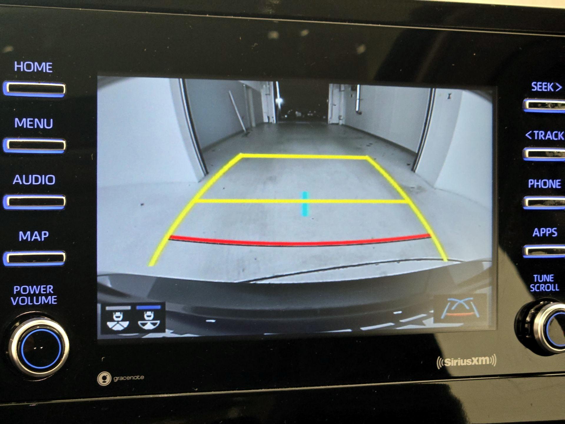 Thumbnail: 2021 Toyota Camry - 14