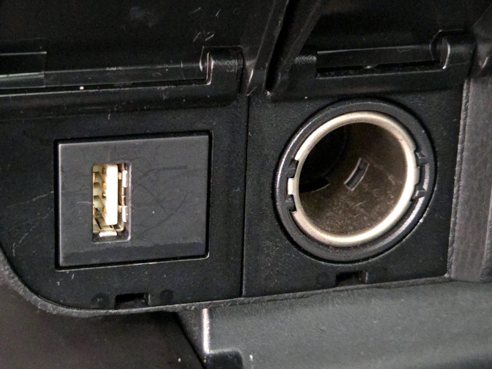 Thumbnail: 2021 Toyota Camry - 18