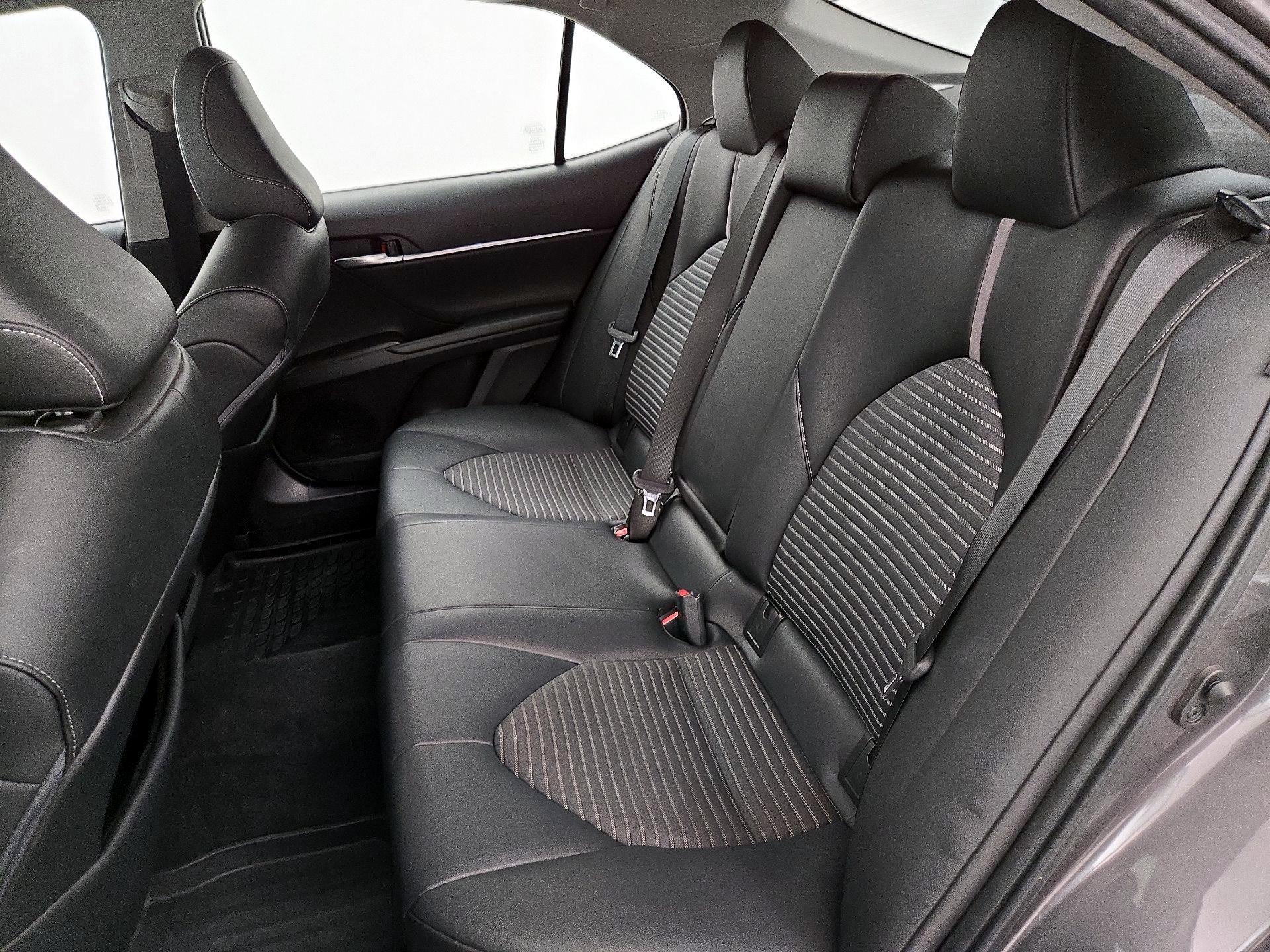 Thumbnail: 2021 Toyota Camry - 20