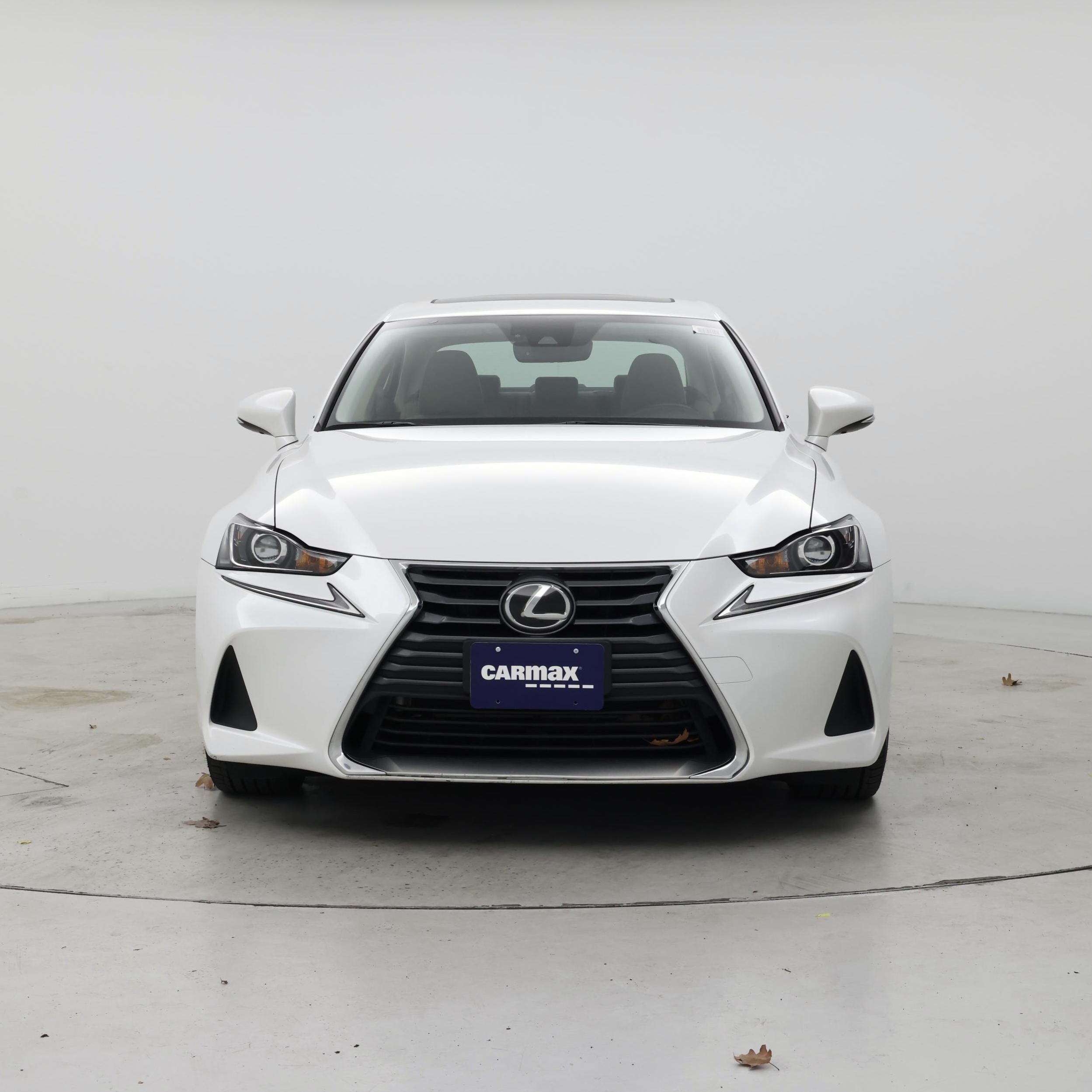 Thumbnail: 2018 Lexus IS - 5