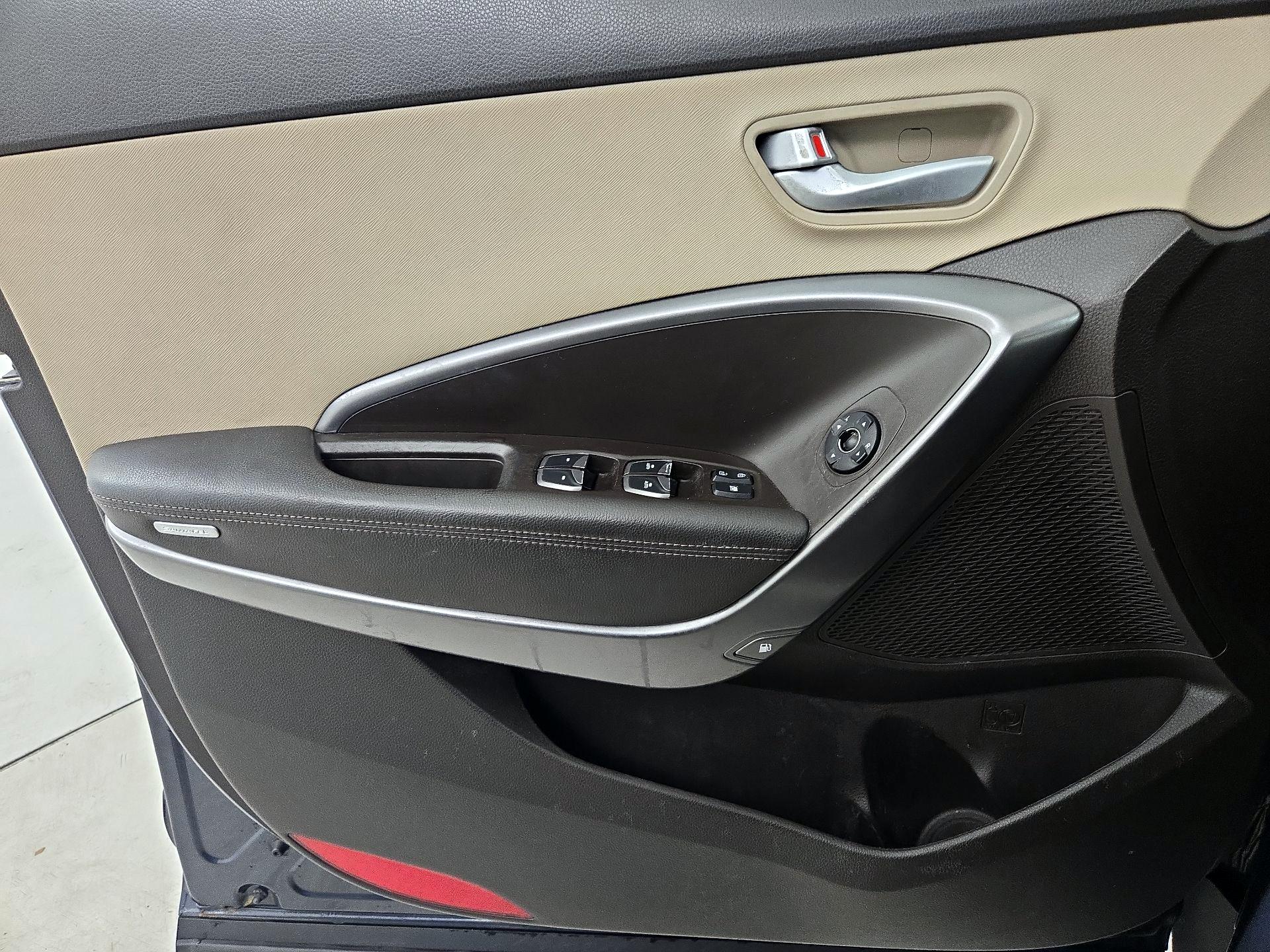 Thumbnail: 2018 Hyundai Santa Fe - 12