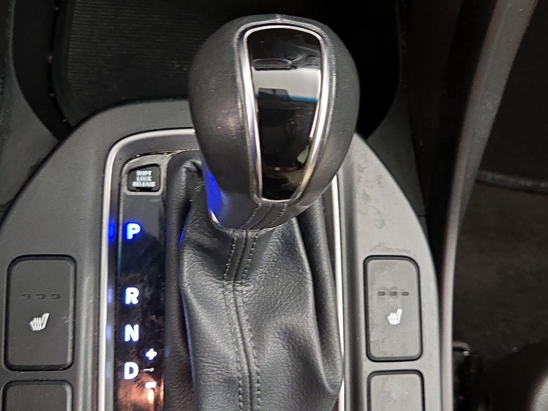 Thumbnail: 2018 Hyundai Santa Fe - 17