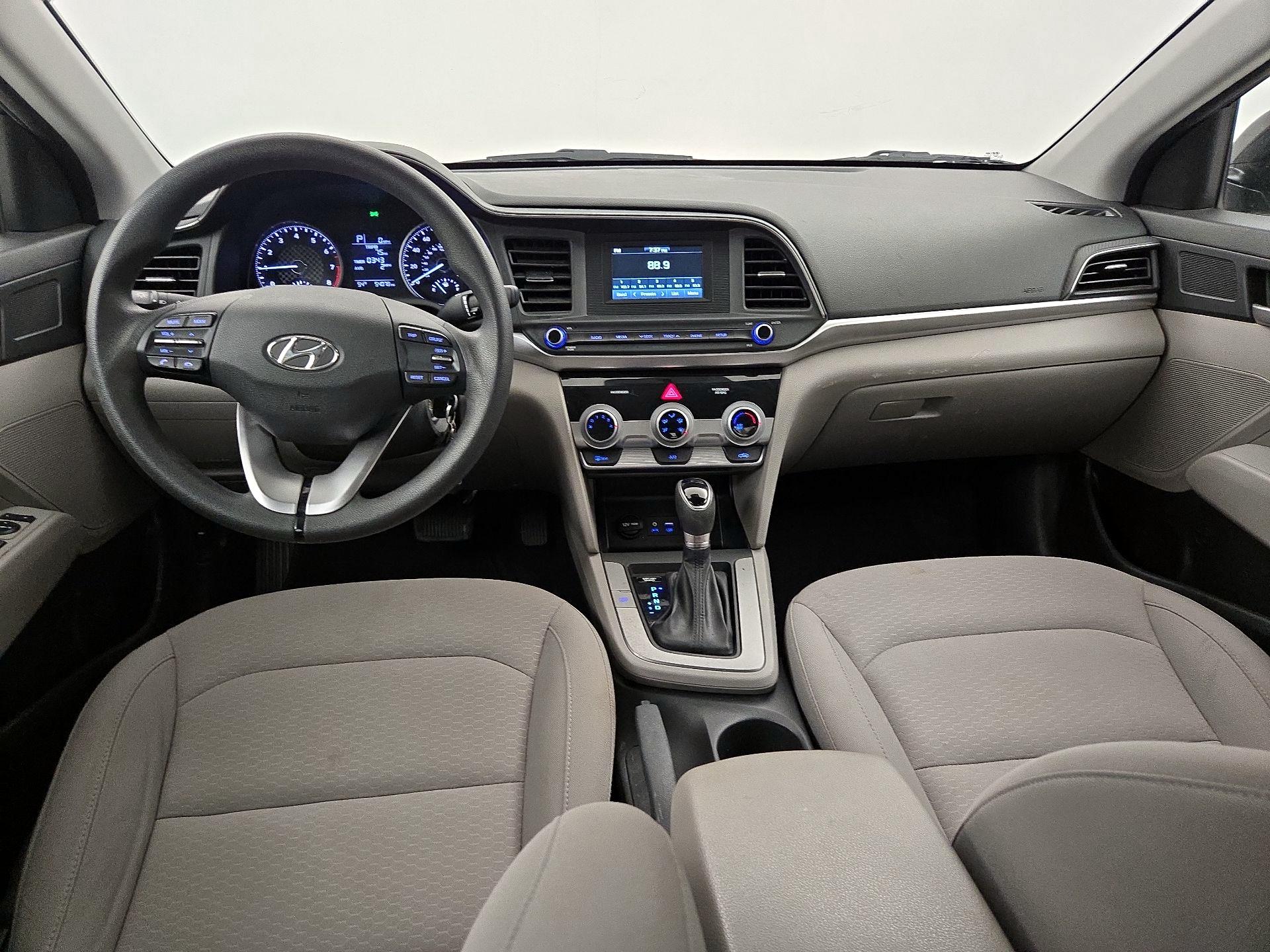 Thumbnail: 2019 Hyundai Elantra - 9