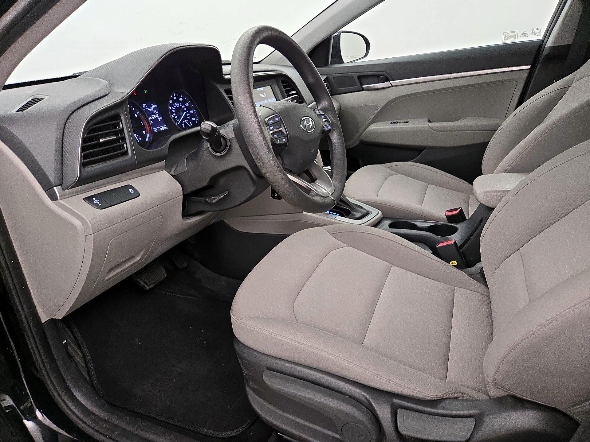 Thumbnail: 2019 Hyundai Elantra - 11