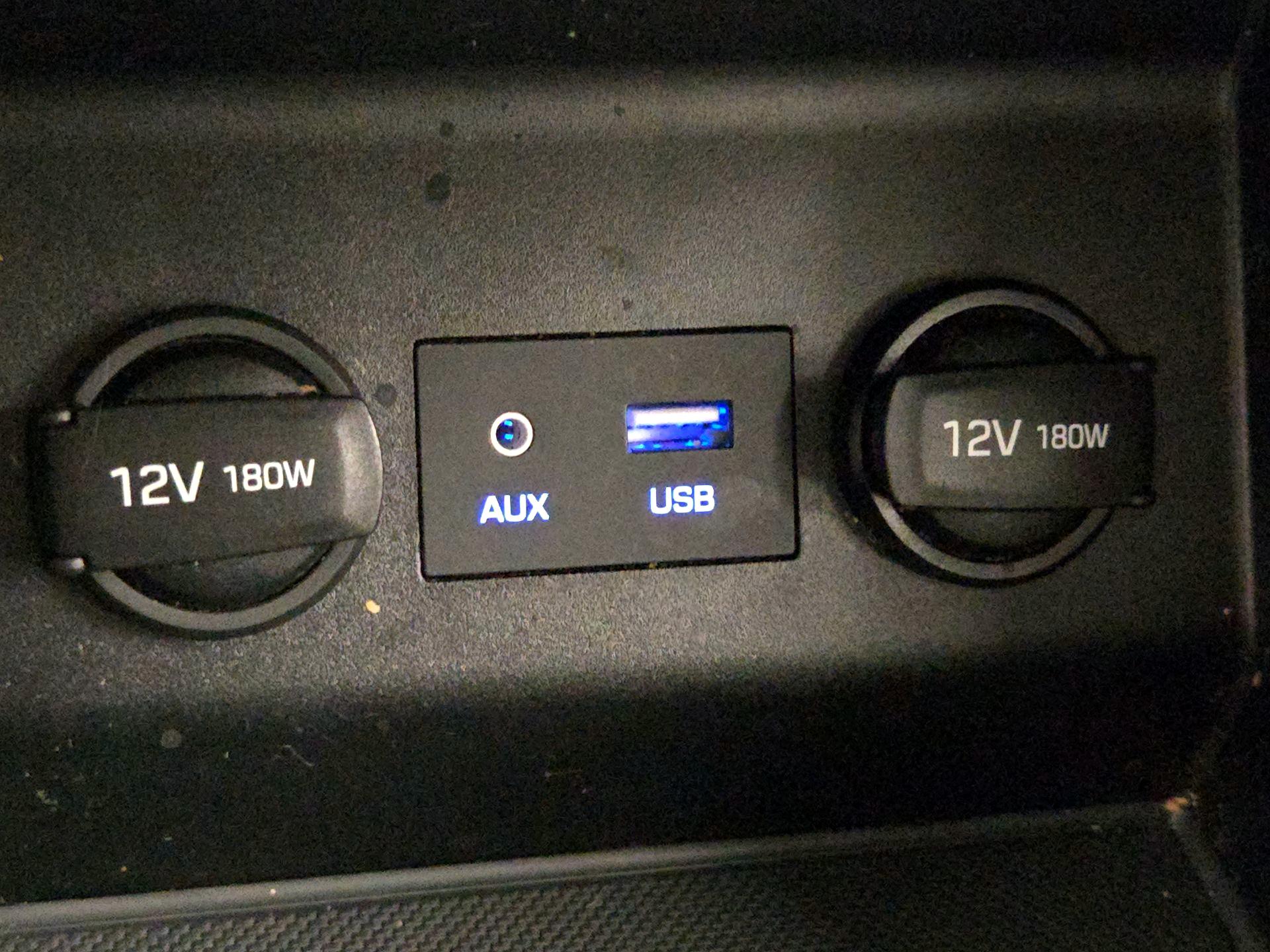 Thumbnail: 2019 Hyundai Elantra - 18