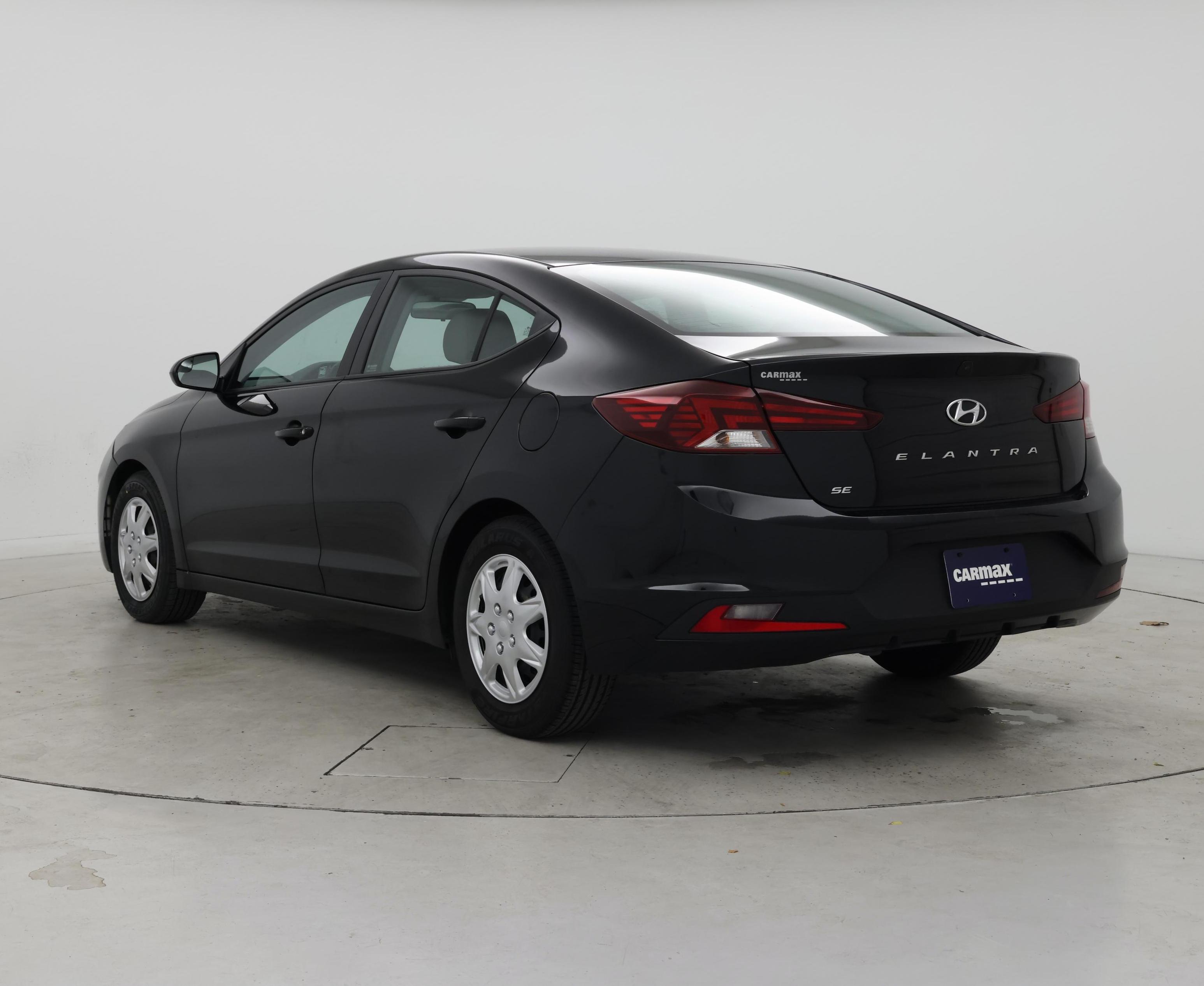 Thumbnail: 2019 Hyundai Elantra - 2