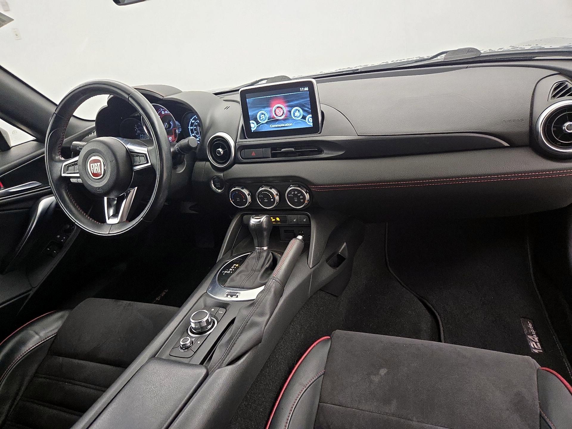 Thumbnail: 2017 Fiat 124 Spider - 9