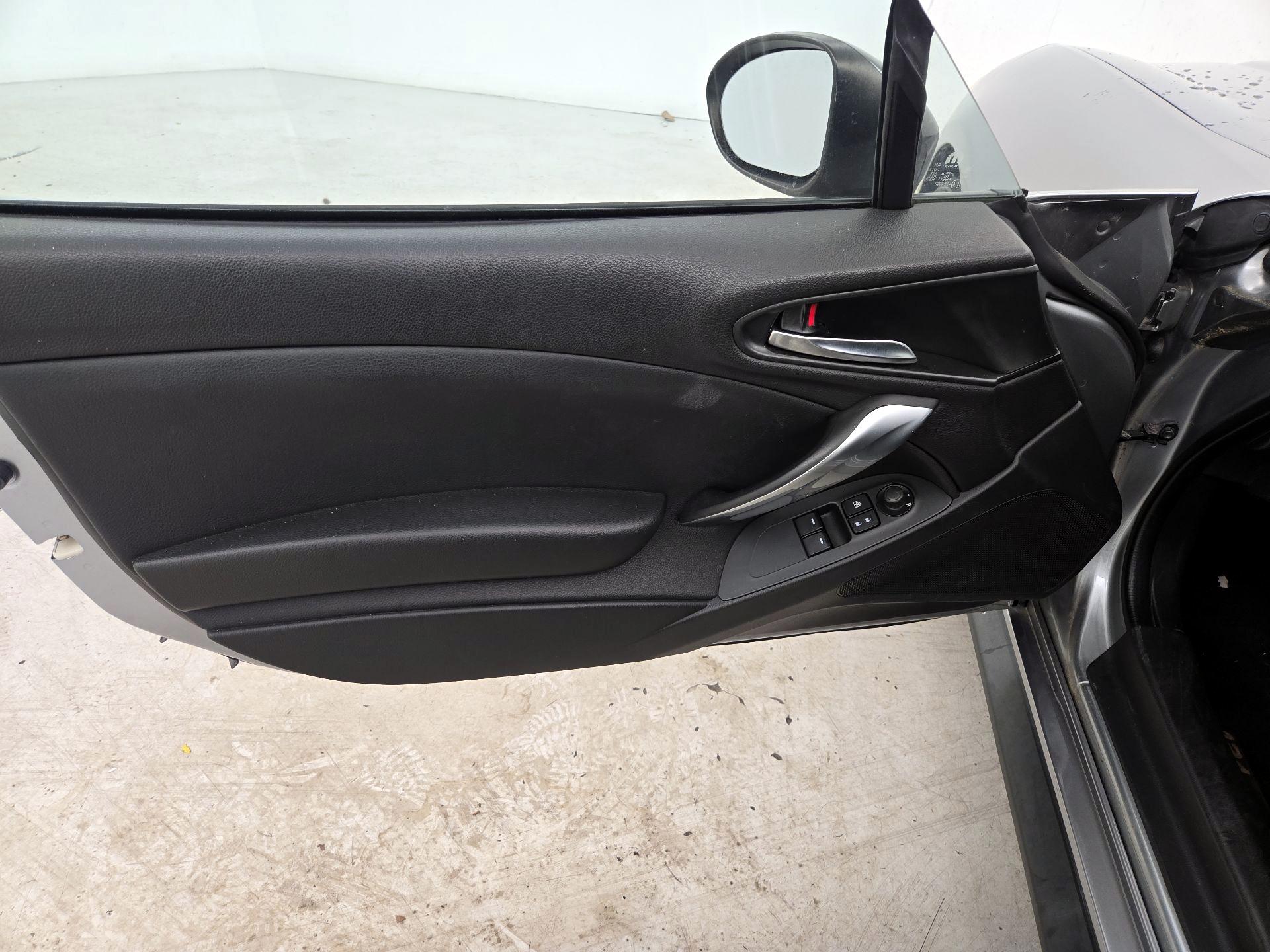 Thumbnail: 2017 Fiat 124 Spider - 12