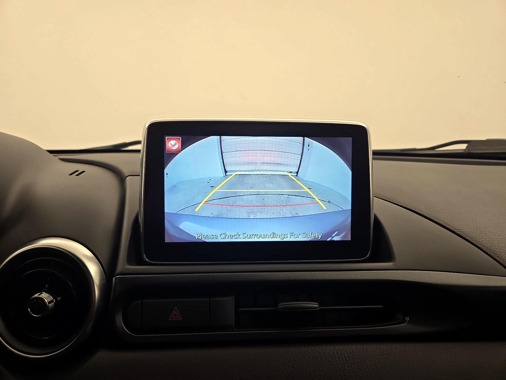 Thumbnail: 2017 Fiat 124 Spider - 14