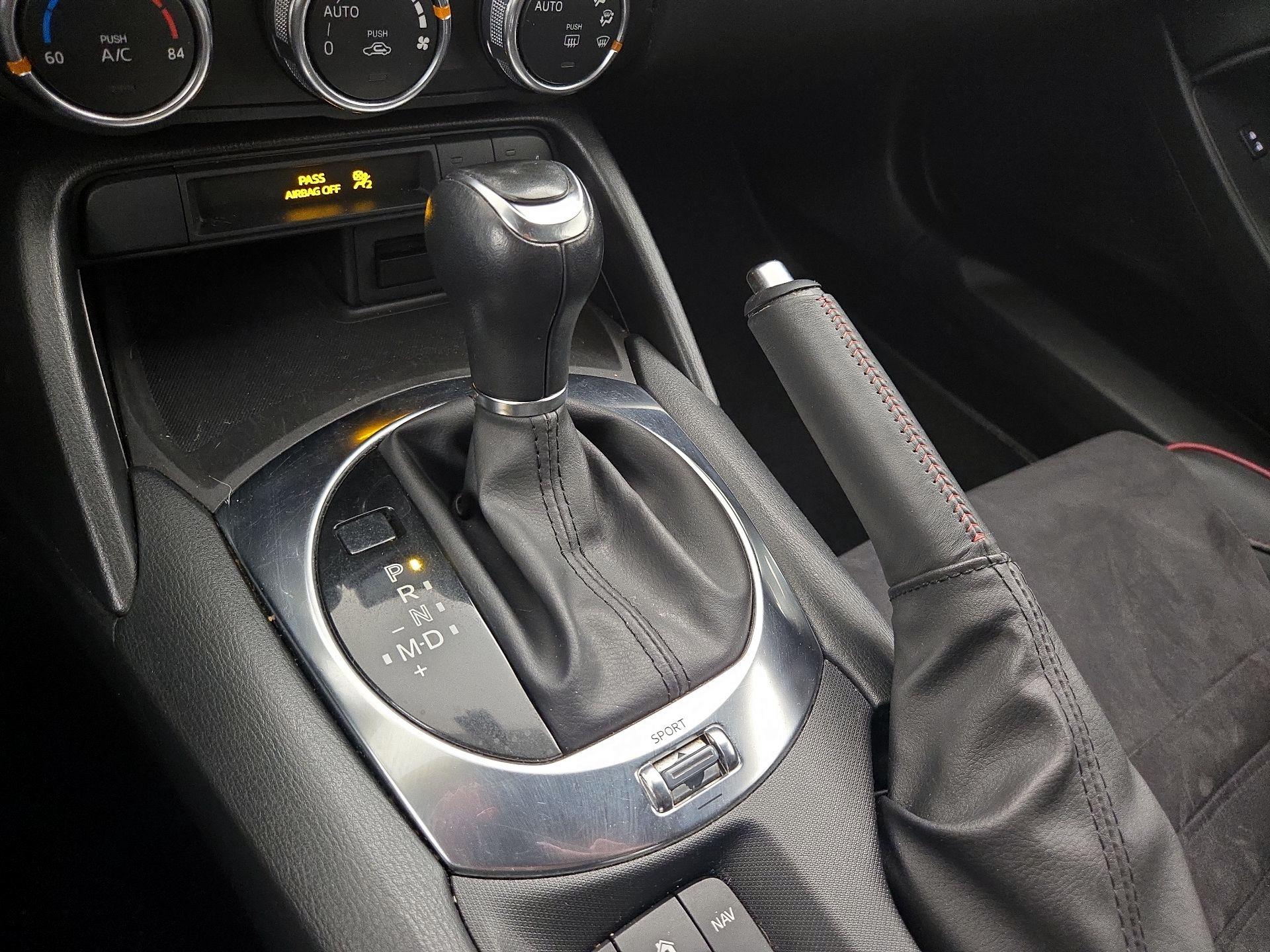 Thumbnail: 2017 Fiat 124 Spider - 17