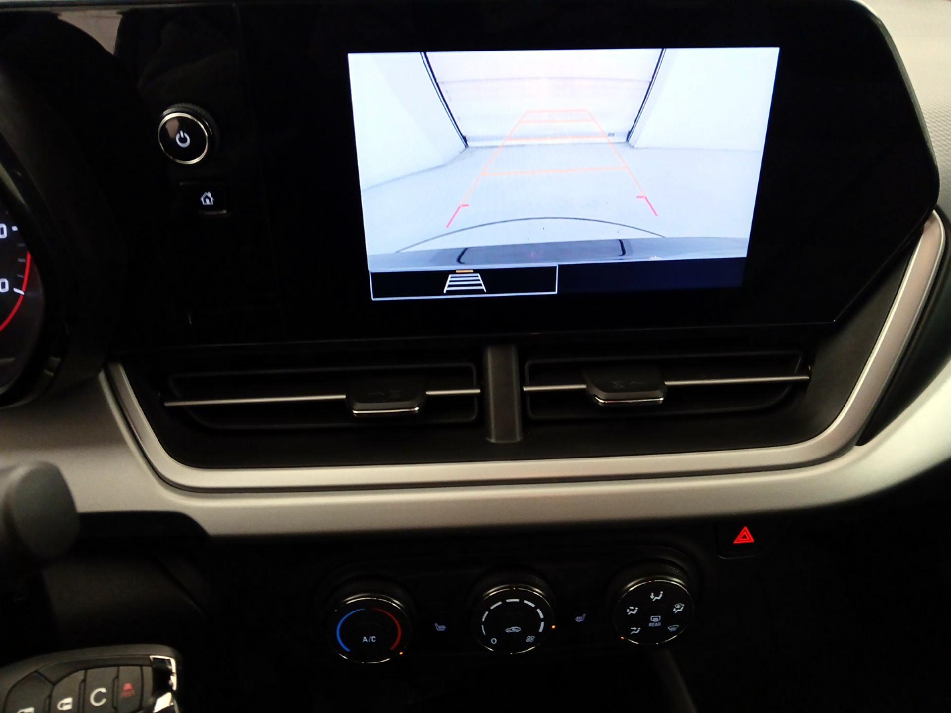 Thumbnail: 2025 Chevrolet Trax - 14