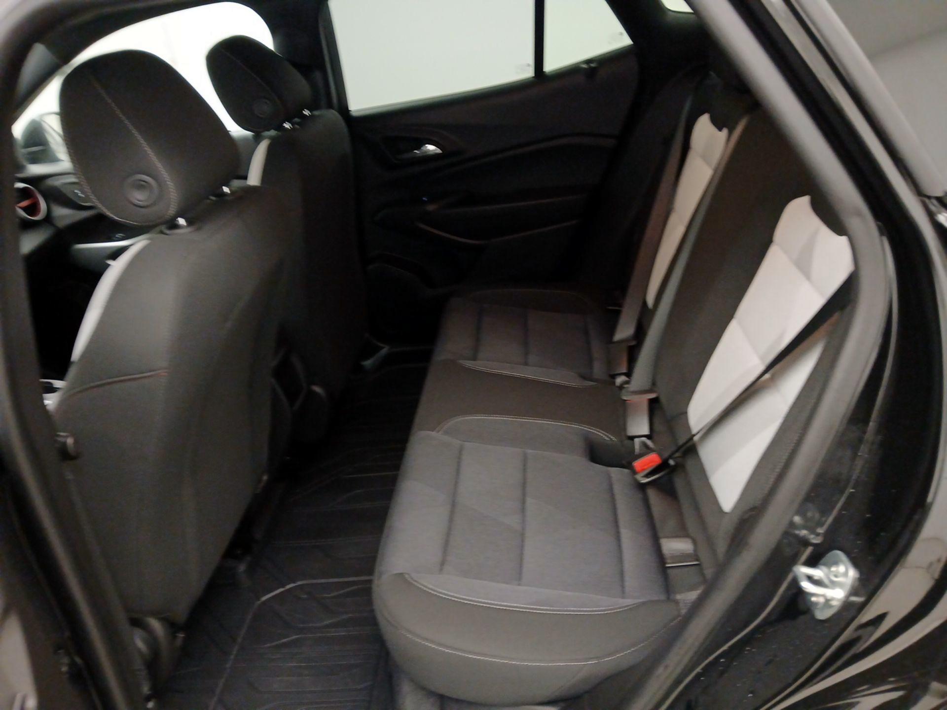 Thumbnail: 2025 Chevrolet Trax - 19